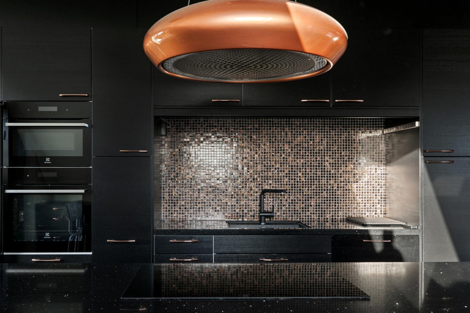 Designerviften Precious Copper fra Witt ( kullfiltervifte ) Galleribilde