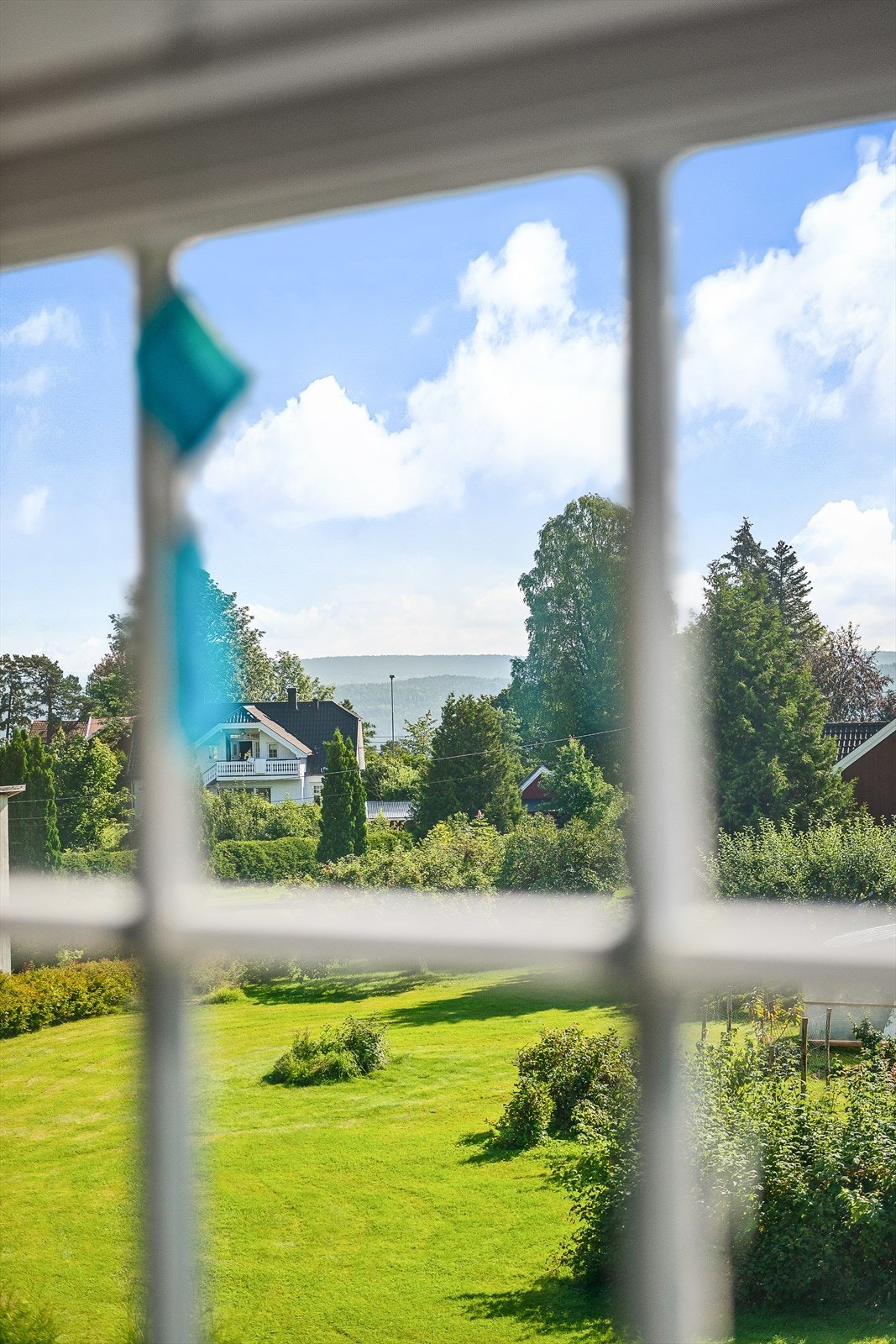 - Landlig utsikt fra 1. etasje - Galleribilde