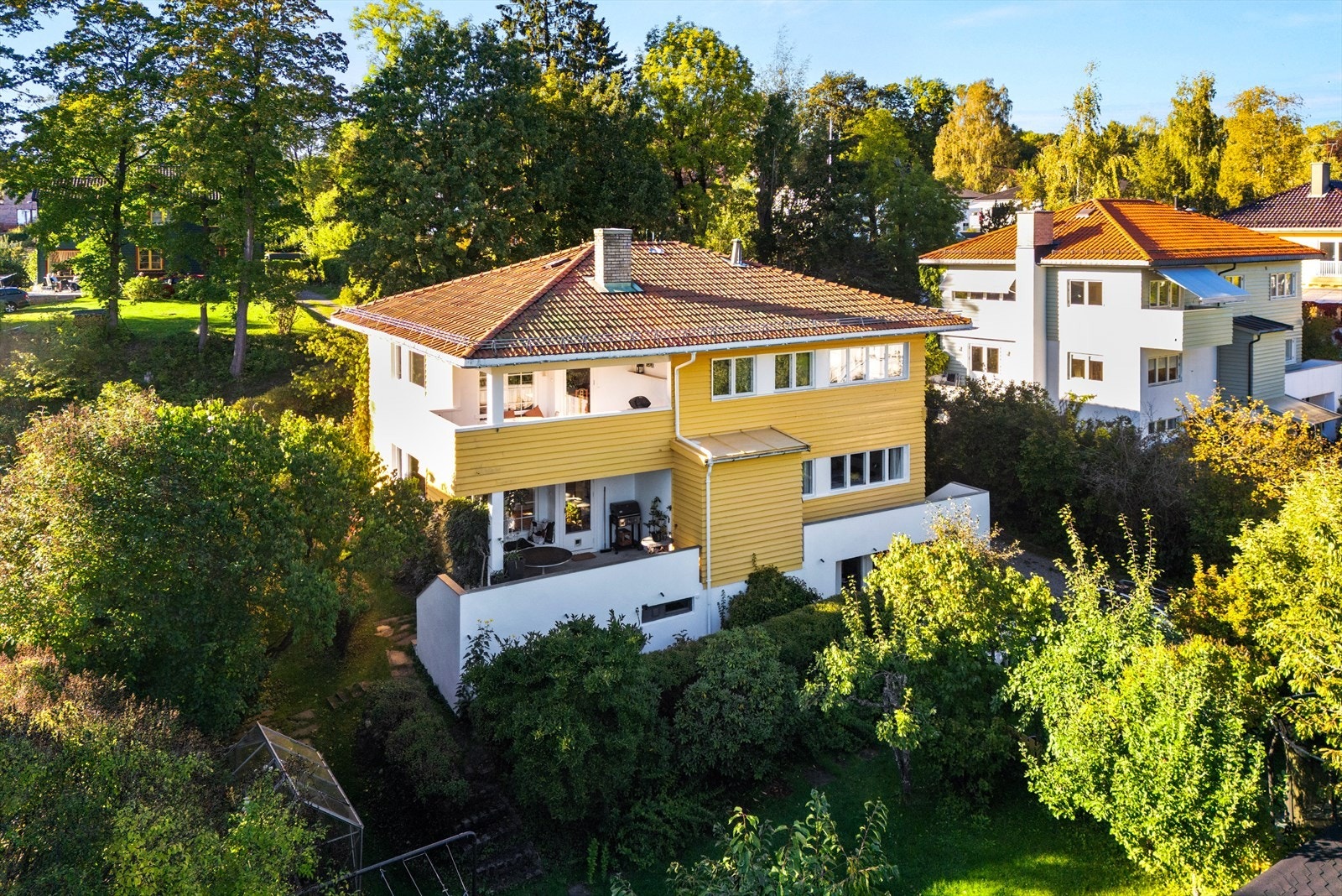 JCA 83A er et ikonisk eksempel på norsk funksjonalisme, tegnet av Arne Korsmo i samarbeid med Sverre Aasland. Galleribilde