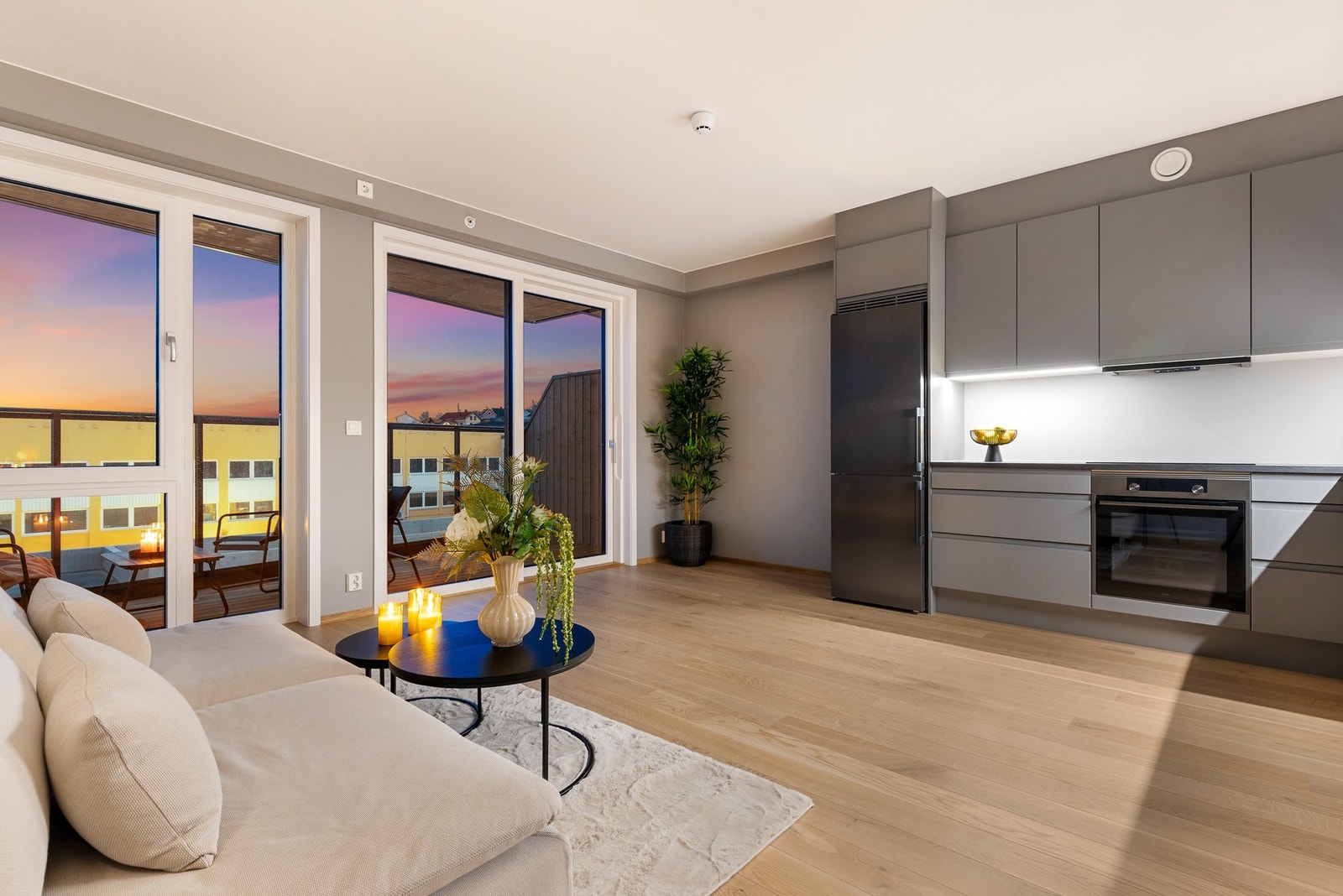 Ida Schjølberg v. EIE eiendomsmegling ønsker velkommen! Galleribilde