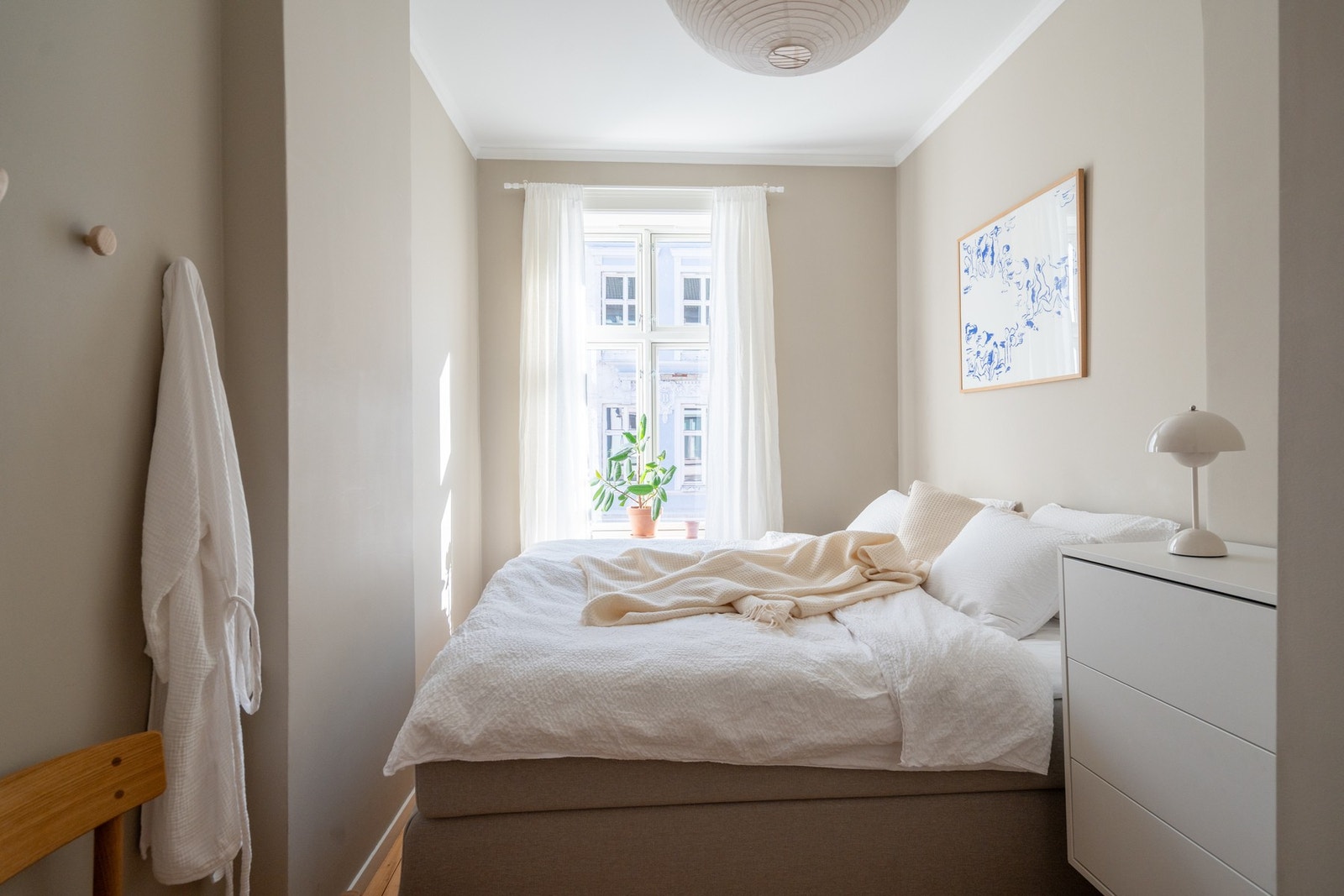 Sengen er 210x210 meter. Galleribilde