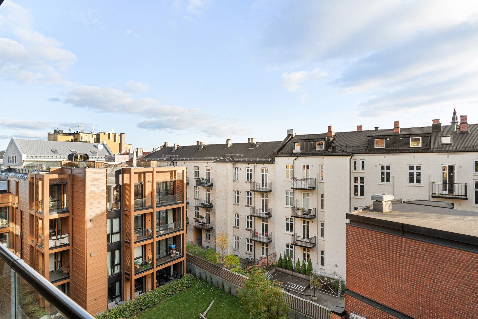 Beliggenheten er svært stille og sentral. Galleribilde