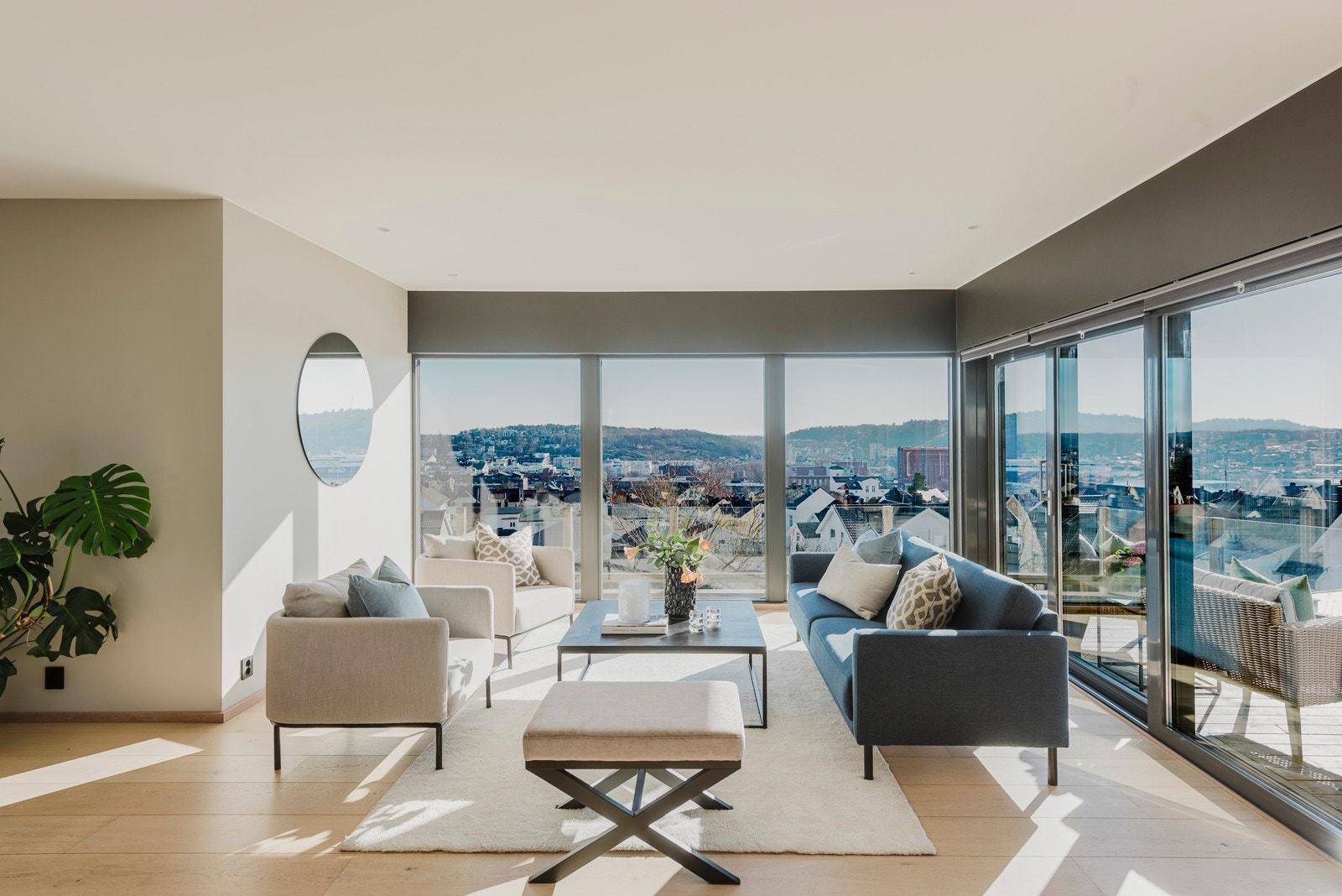 Fra stue 1 har man panoramautsikt Galleribilde