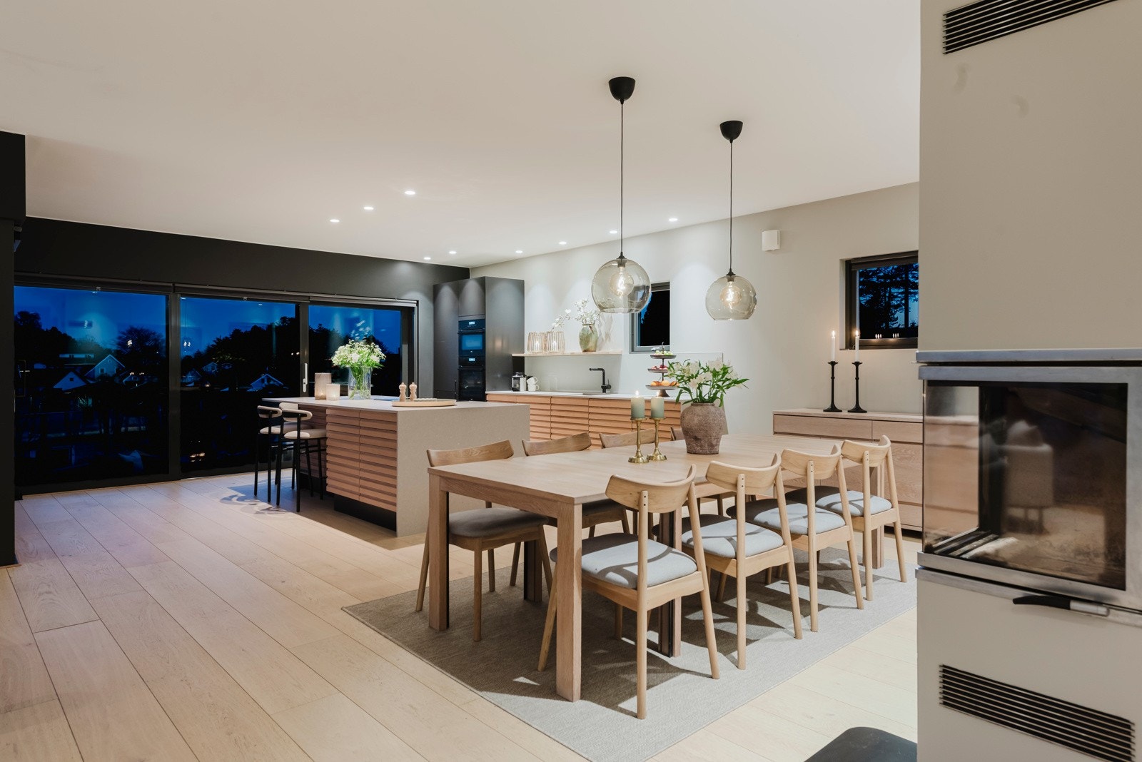 Ildsted i forstuen til både glede og nytte Galleribilde