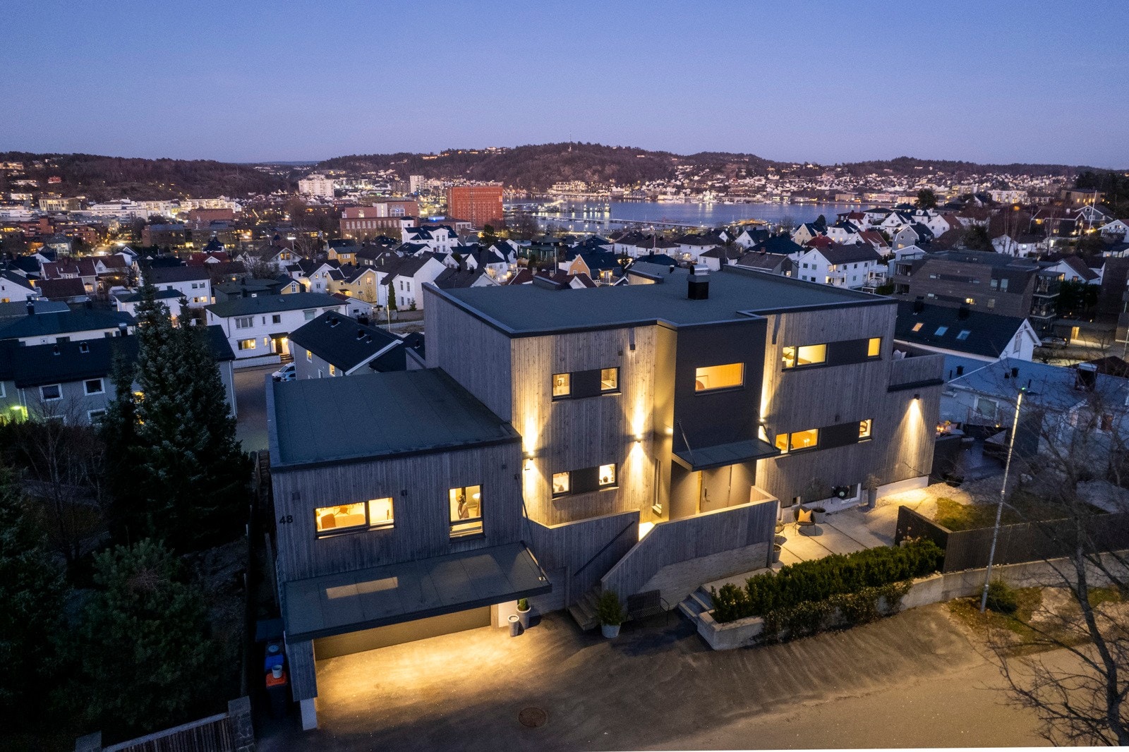 EIE eiendomsmegling ønsker velkommen til Hauan Galleribilde