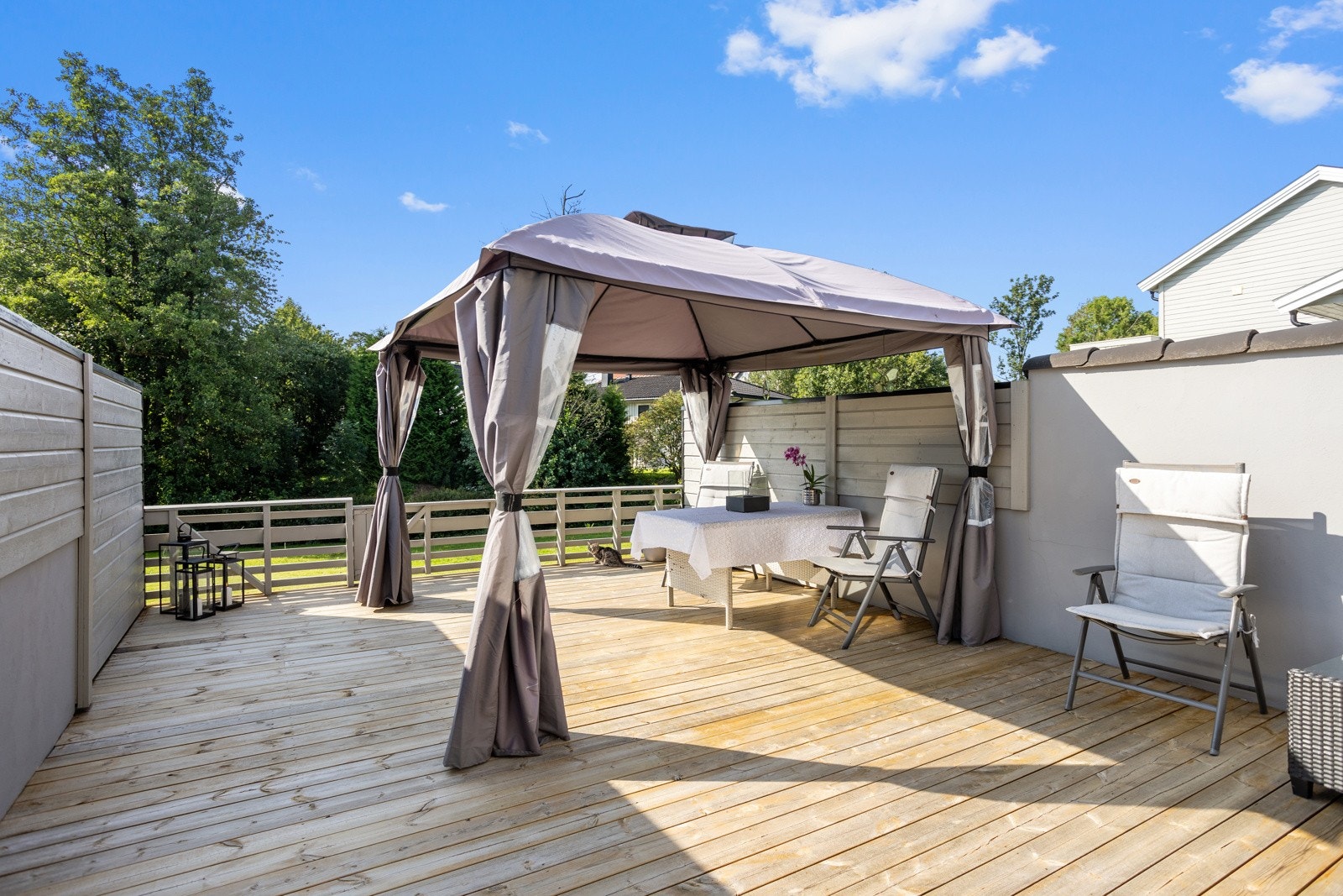 Sydvendt og solrik terrasse på hele 40 kvm. Galleribilde