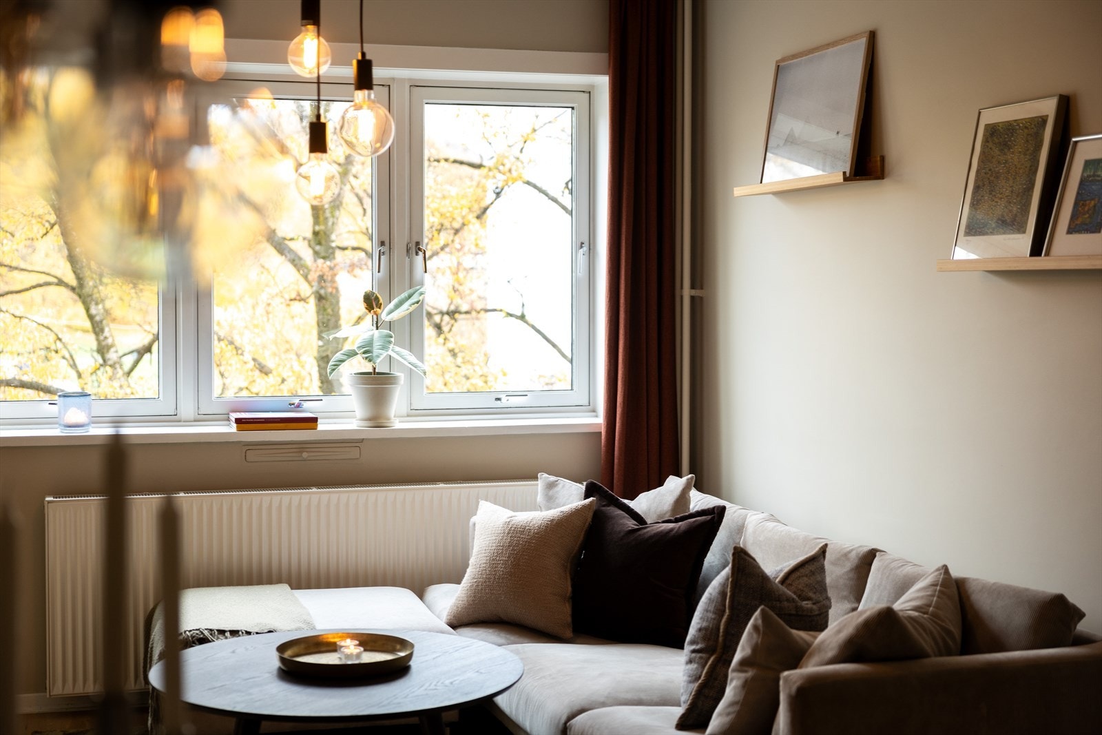 Varmtvann, fyring og internett er inkludert i felleskostnadene. Galleribilde