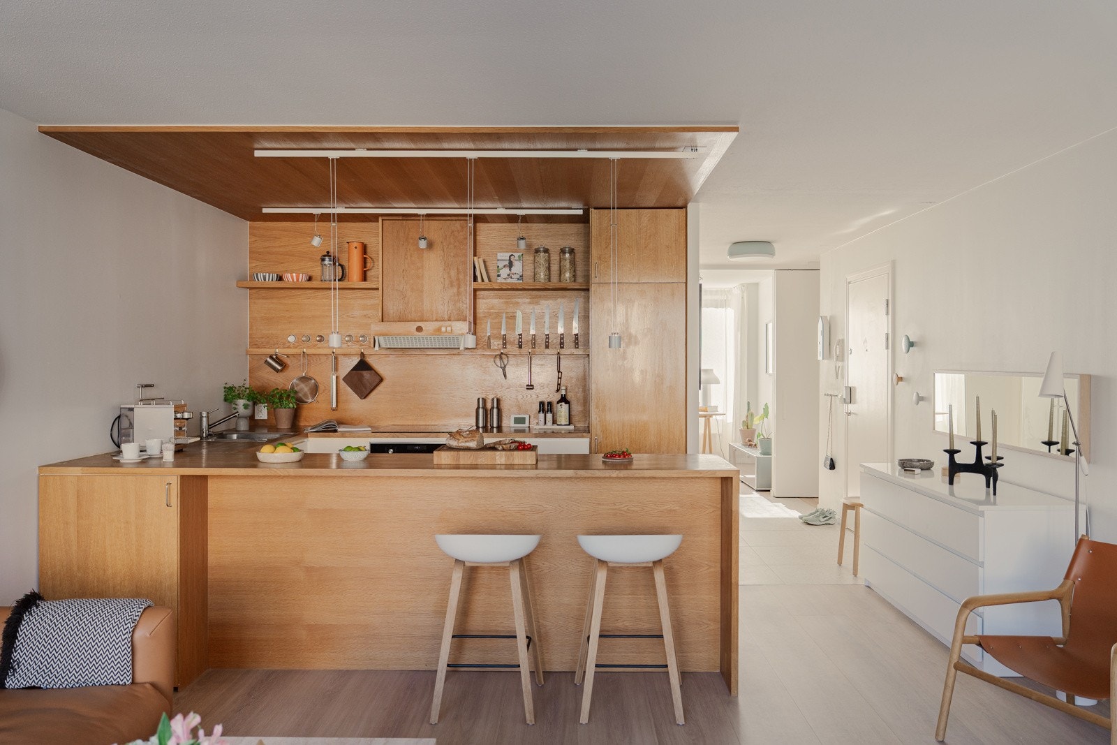 Elegant, arkitekttegnet kjøkken. Galleribilde