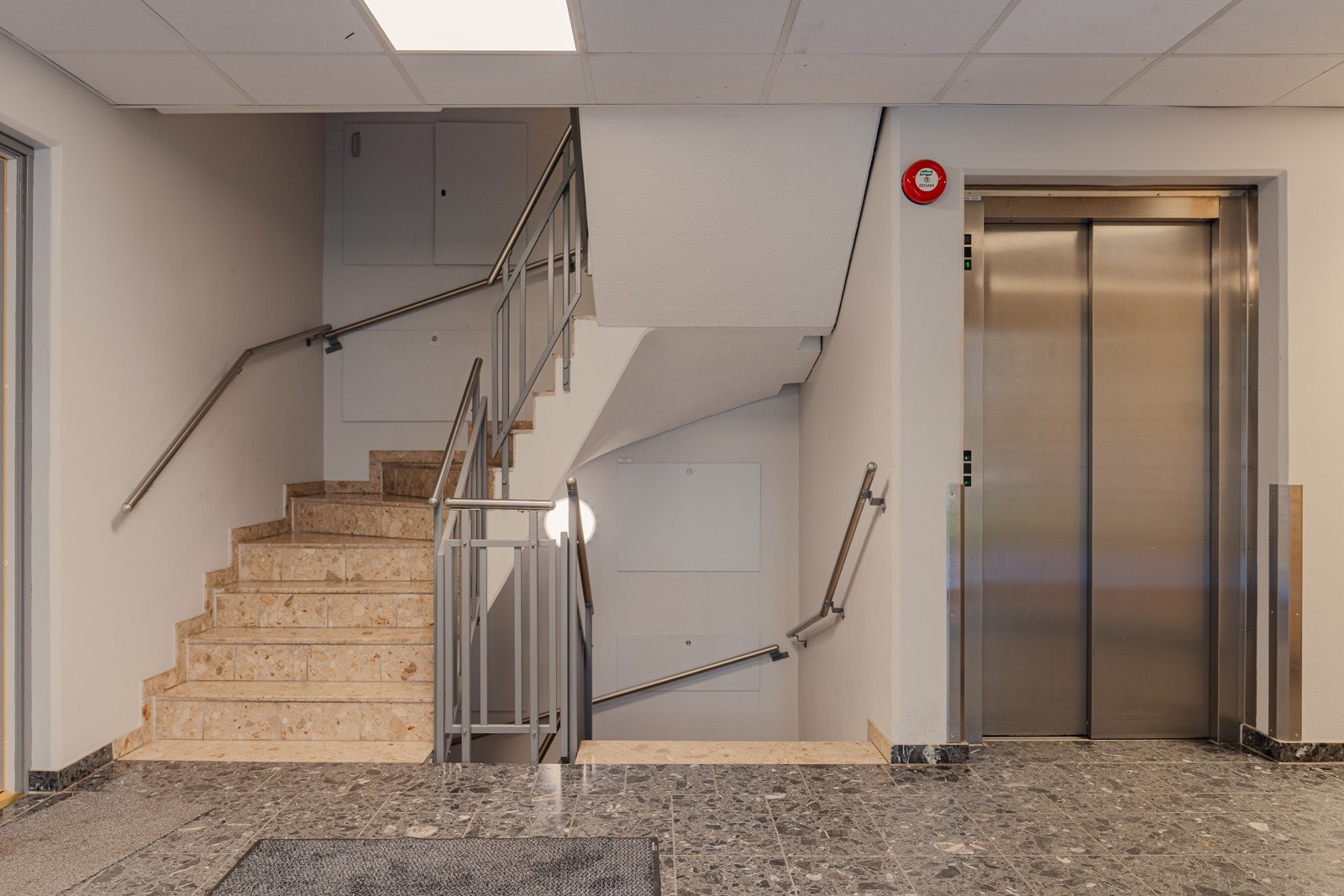 Heisadkomst i bygget Galleribilde