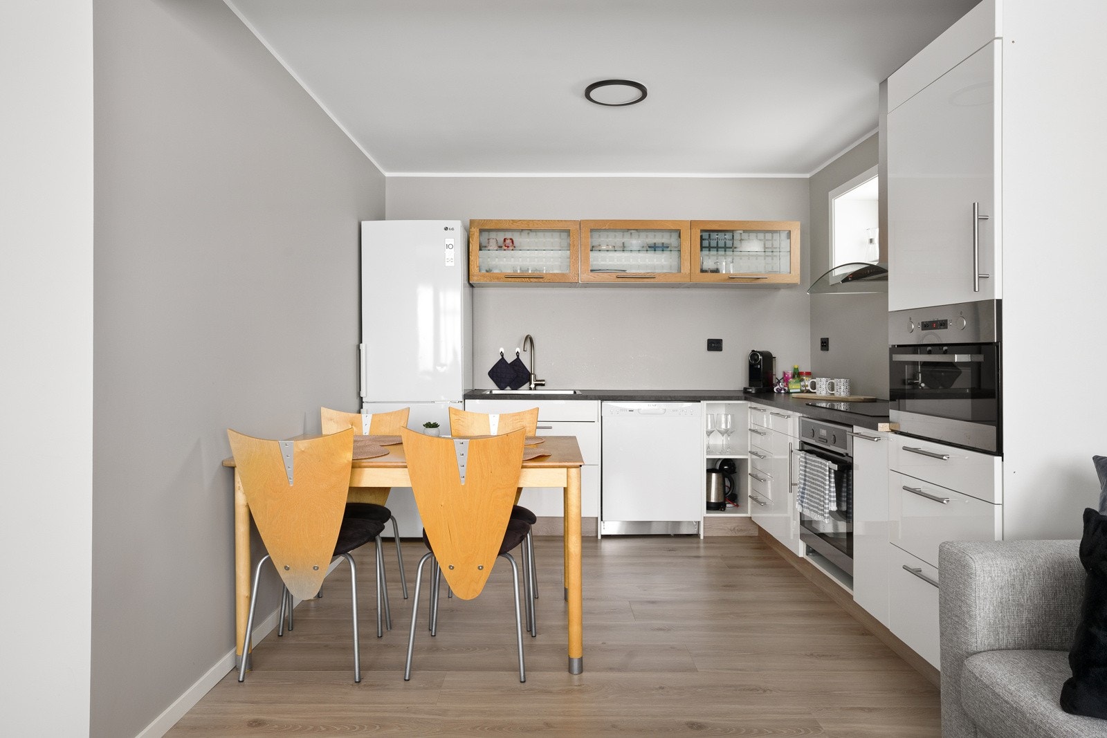 Kjøkken utleiedel 1.