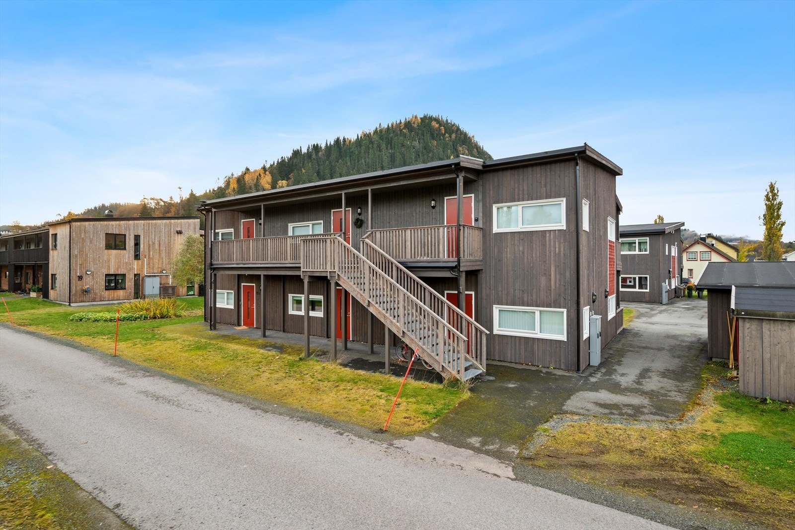 Leiligheten ligger i byggets første etasje, og Galleribilde