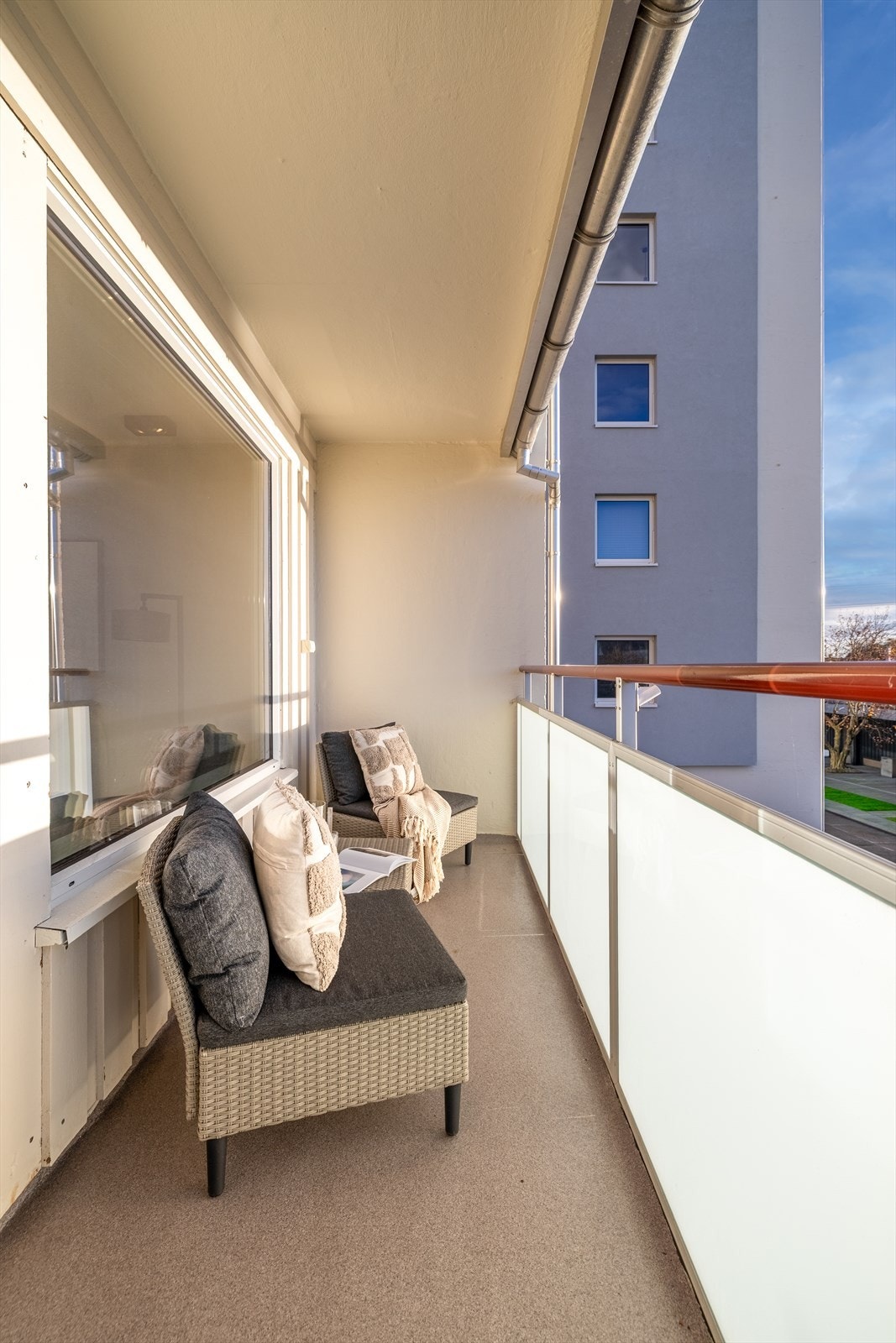 Et herlig sted å nyte både morgenkaffen og sene sommerkvelder. Galleribilde