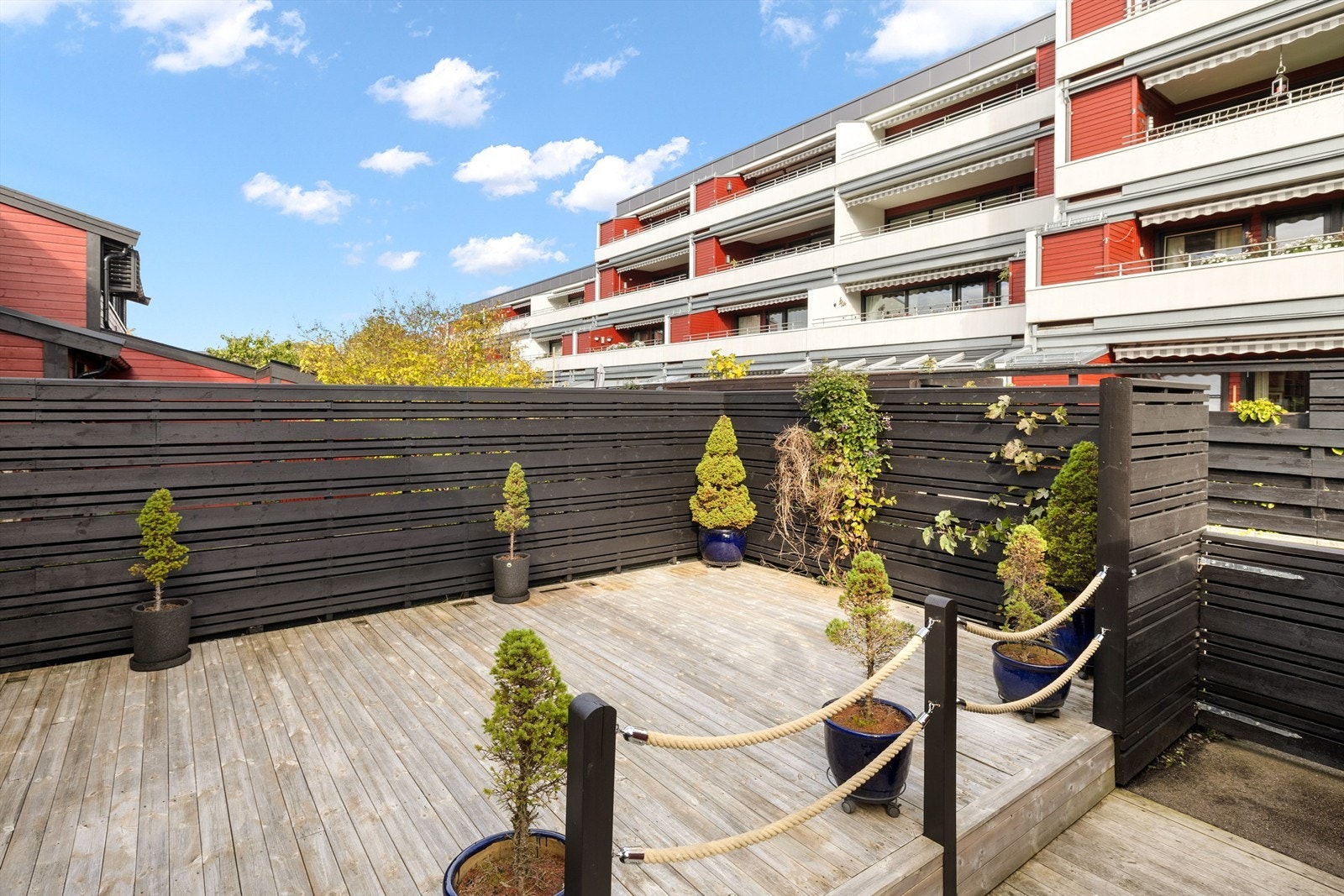 Stor terrasseplatting på ca. 44 kvm. på Østsiden Galleribilde