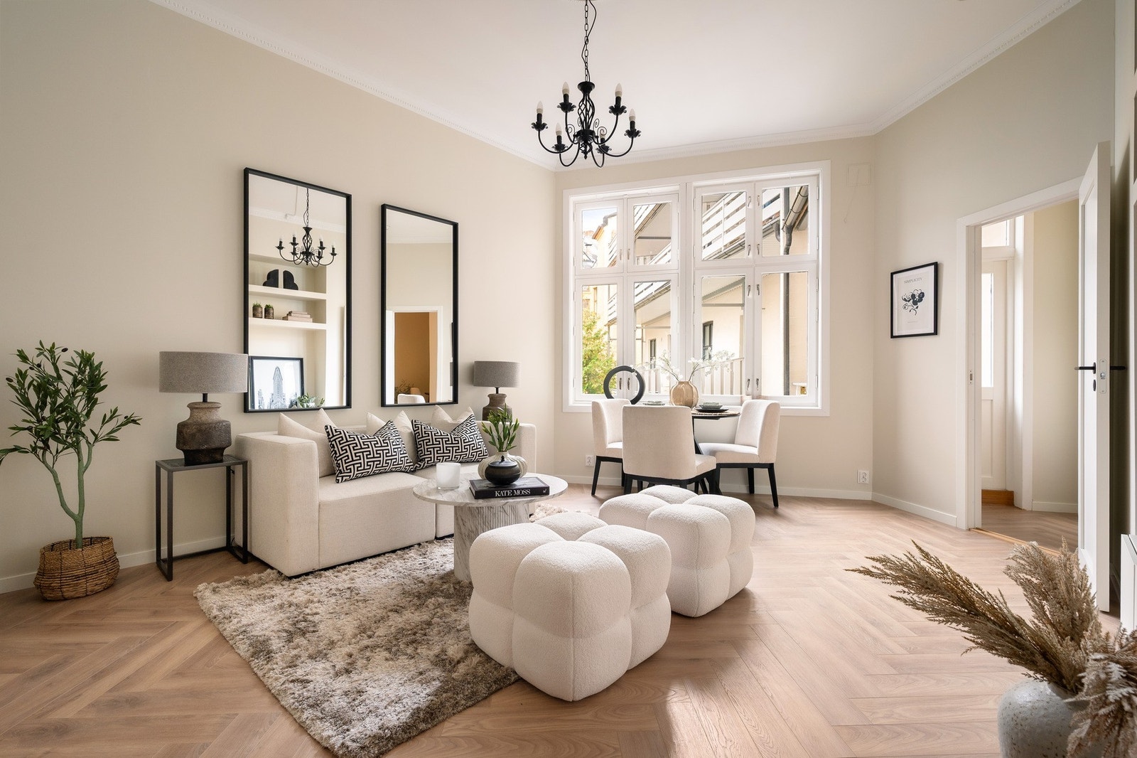 Velkommen til Parkveien 1A, presentert av Nini Tran v/EIE Eiendomsmegling! Galleribilde