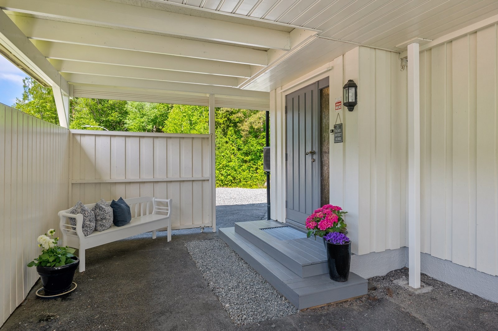 Inngangsparti. Galleribilde