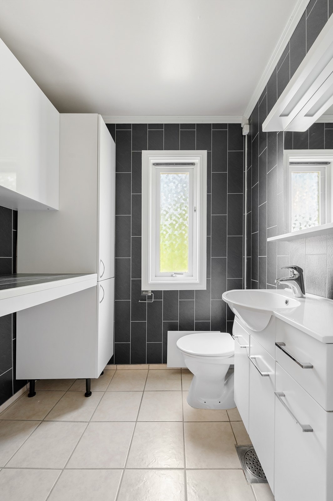 Flislagt vaskerom i 2.etasje. Galleribilde