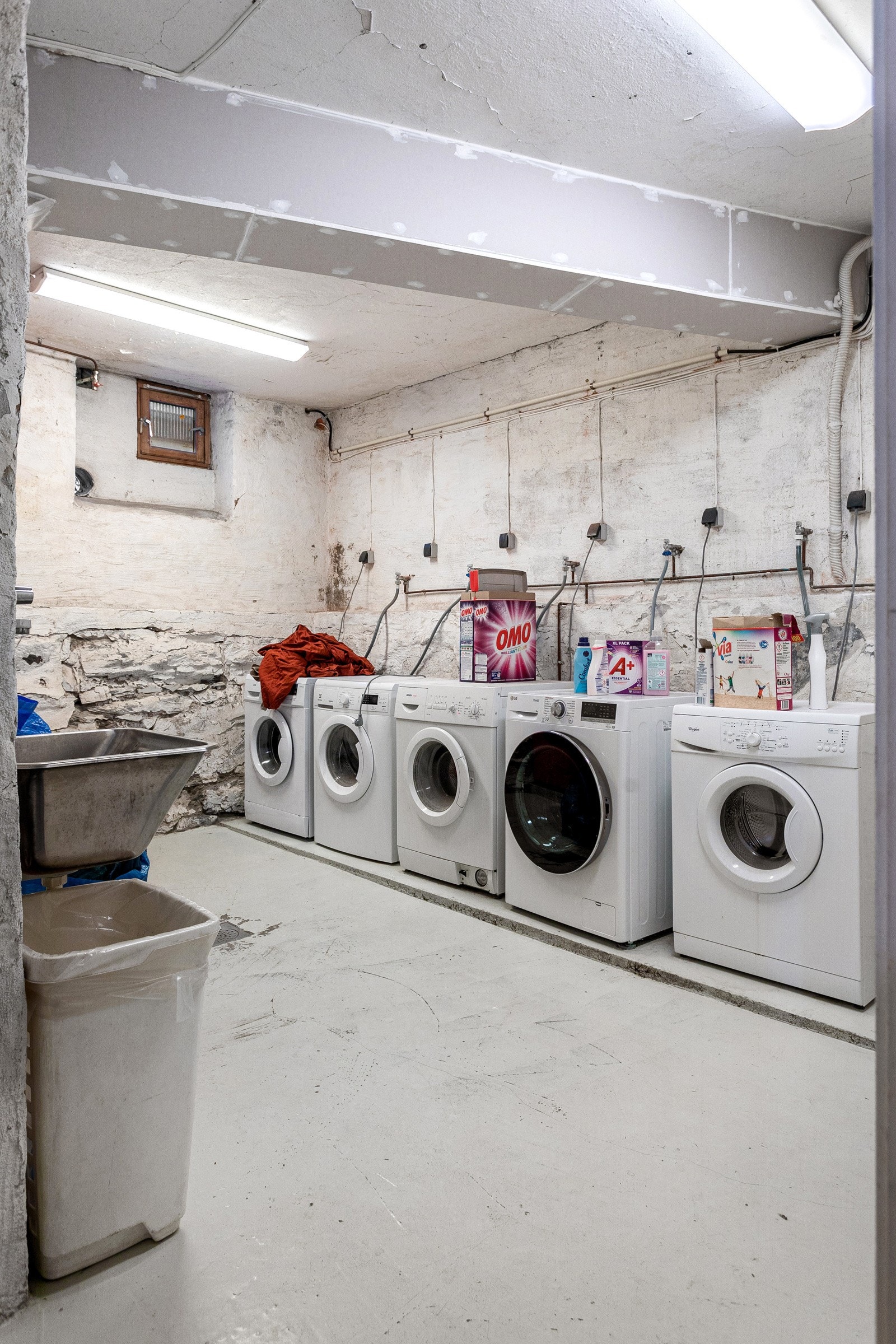 Som beboer har du også tilgang til fellesvaskeri i kjeller, samt badstue. Galleribilde