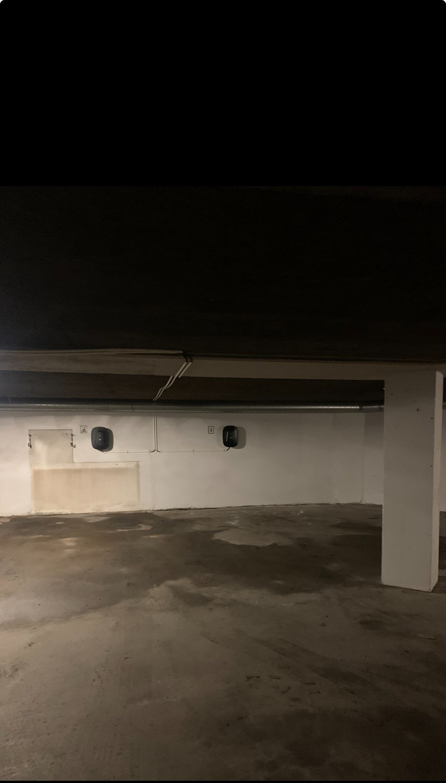 Plass I til salgs Galleribilde