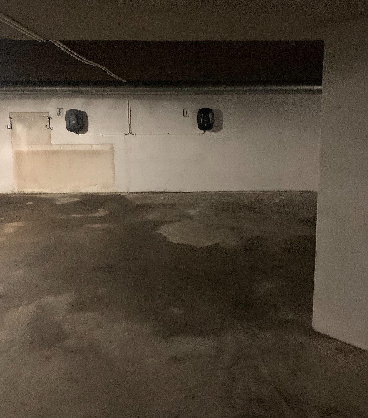 Plass I til salgs Galleribilde