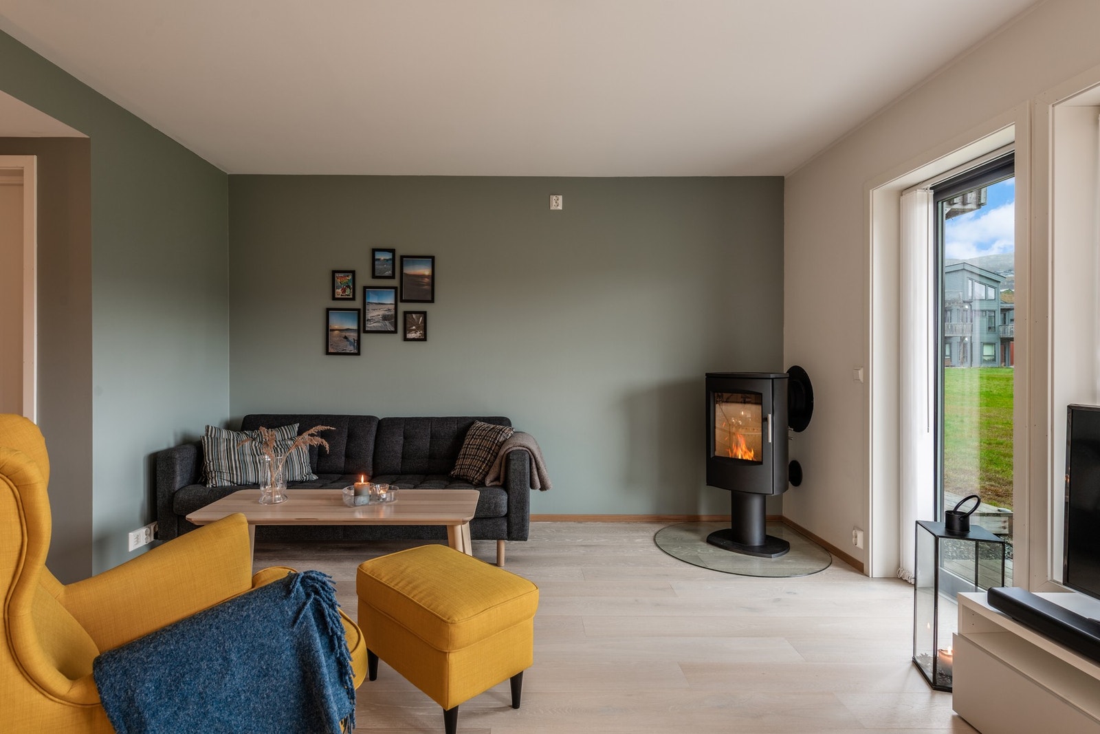 Leiligheten har en moderne og tidsriktig standard Galleribilde