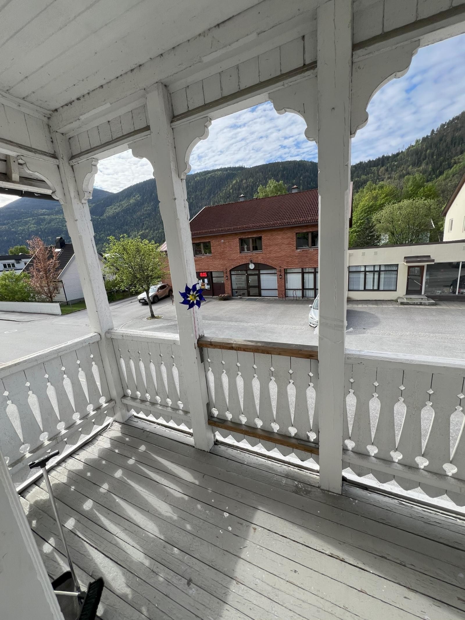 Utsikt fra veranda fra stue Galleribilde