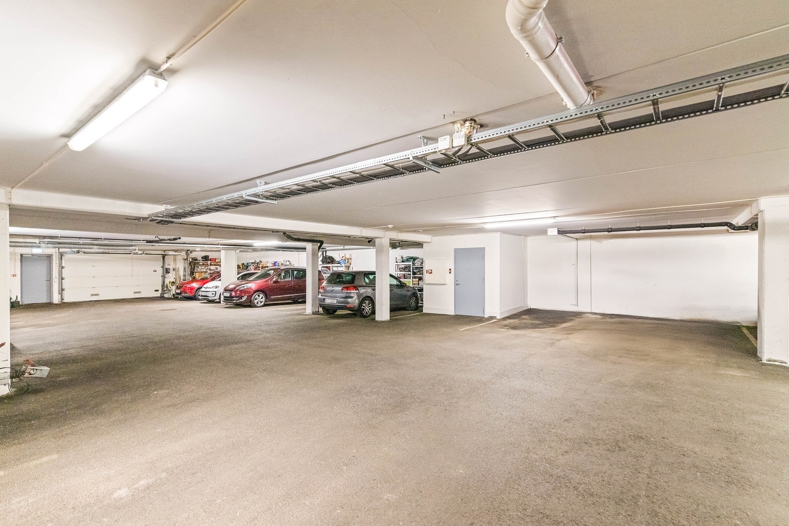 Garasjeanlegg Galleribilde