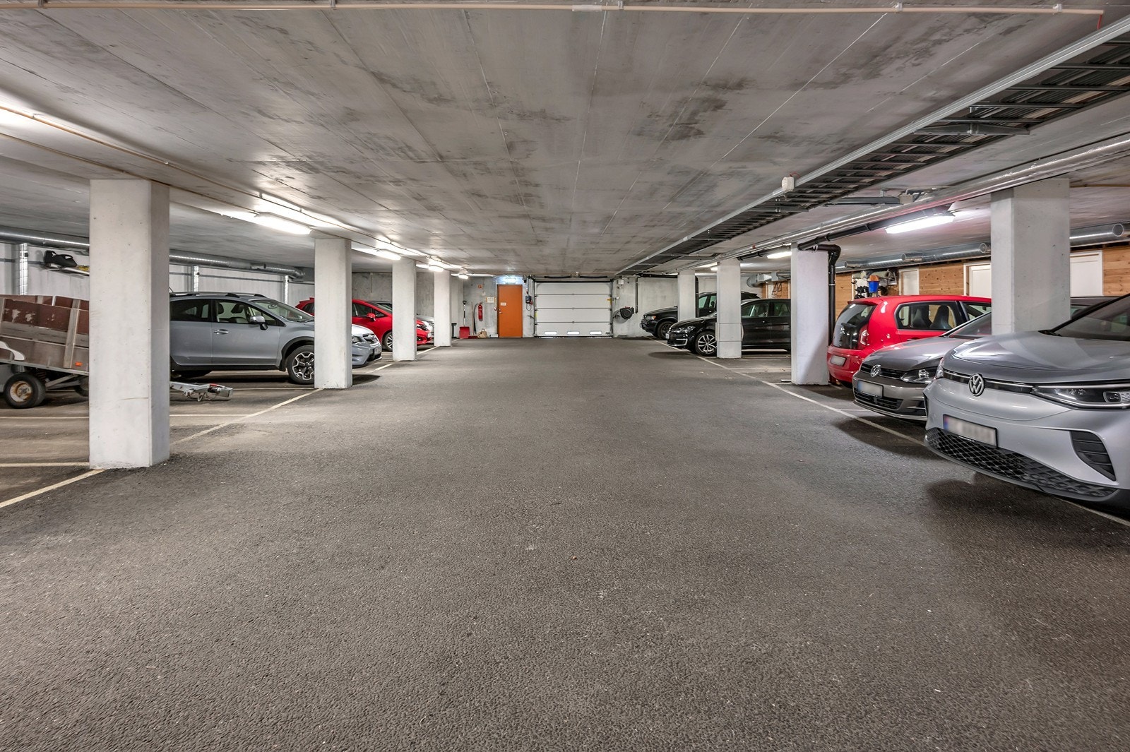 I tillegg medfølger egen p-plass i lukket garsje. Galleribilde