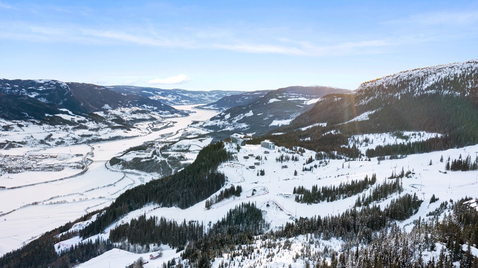 Kvitfjell er et snøsikkert sted, og er et av de alpinanleggene med flest skidager. Galleribilde