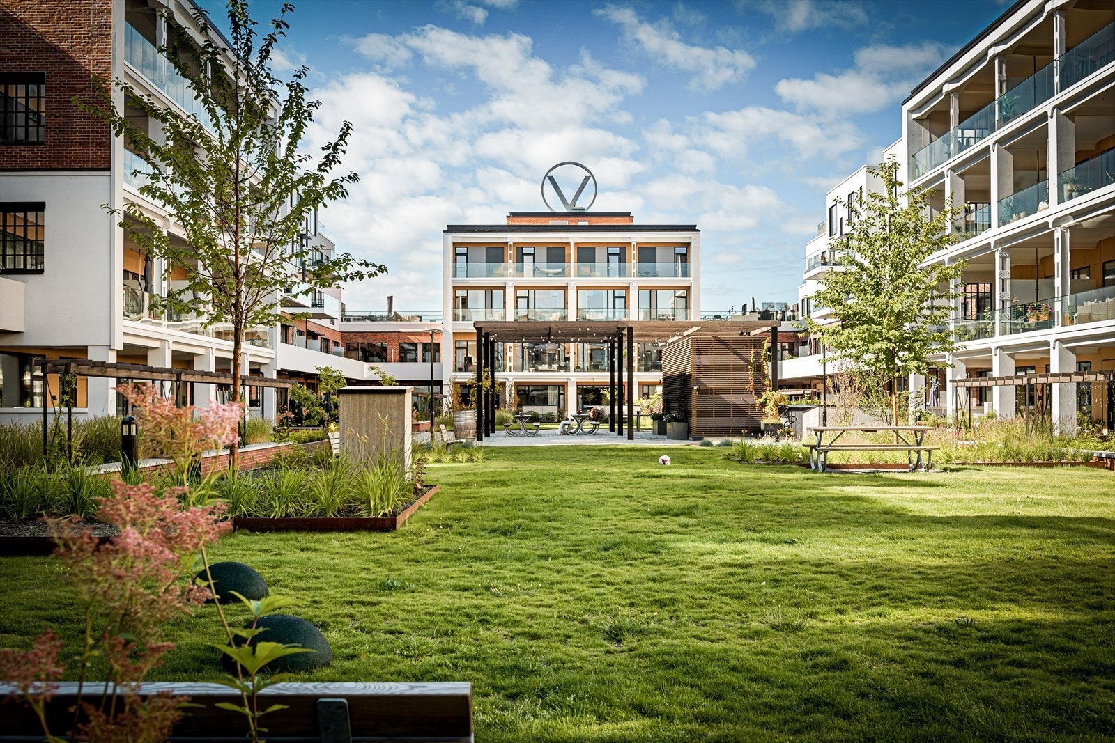 Vinslottet har et fantastisk "Atrium" som fellesområde. Her gjennomføres det aktiviteter for beboerne på Vinslottet. Galleribilde