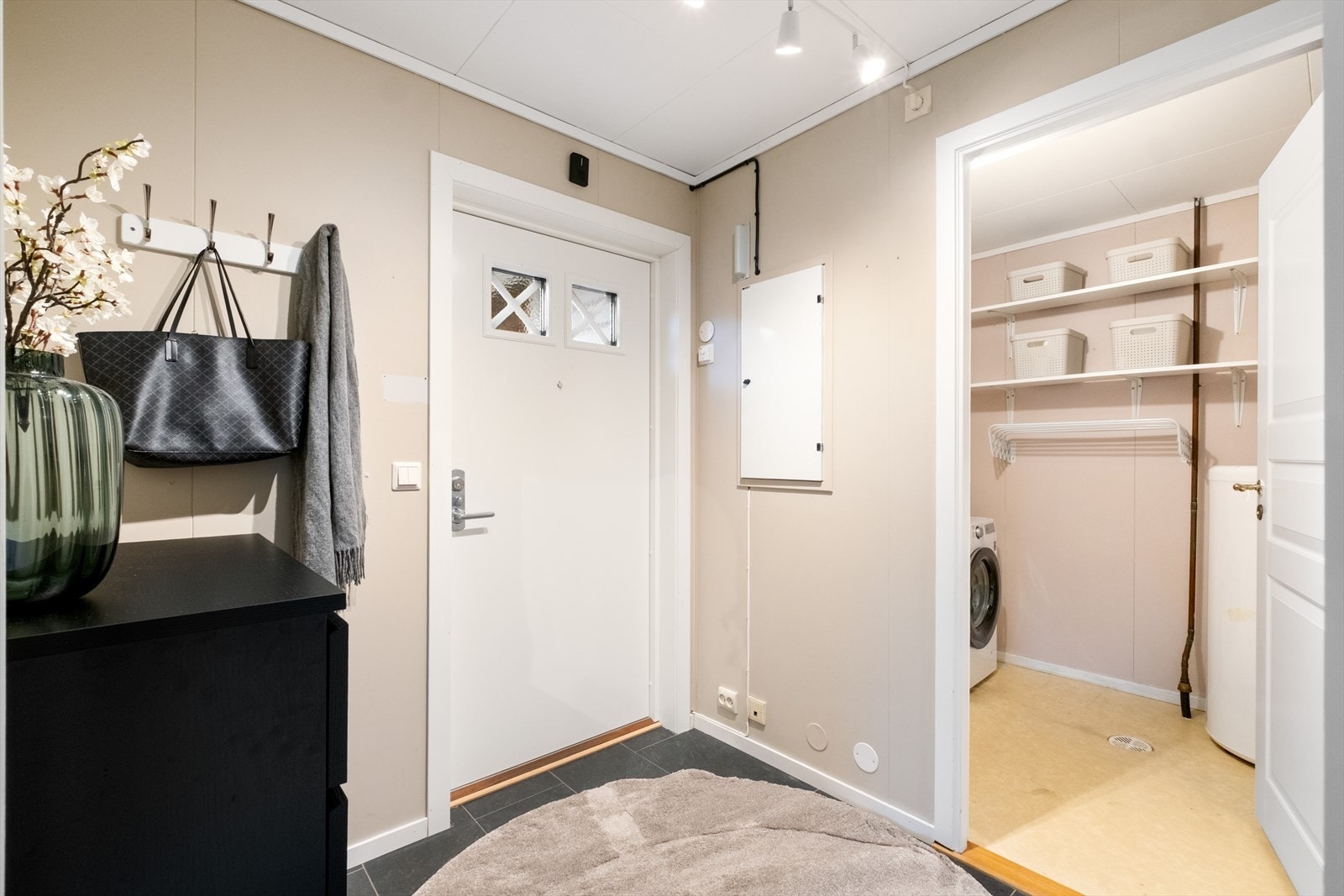 Velkommen inn! Inngangsdør byttet 2024. Galleribilde