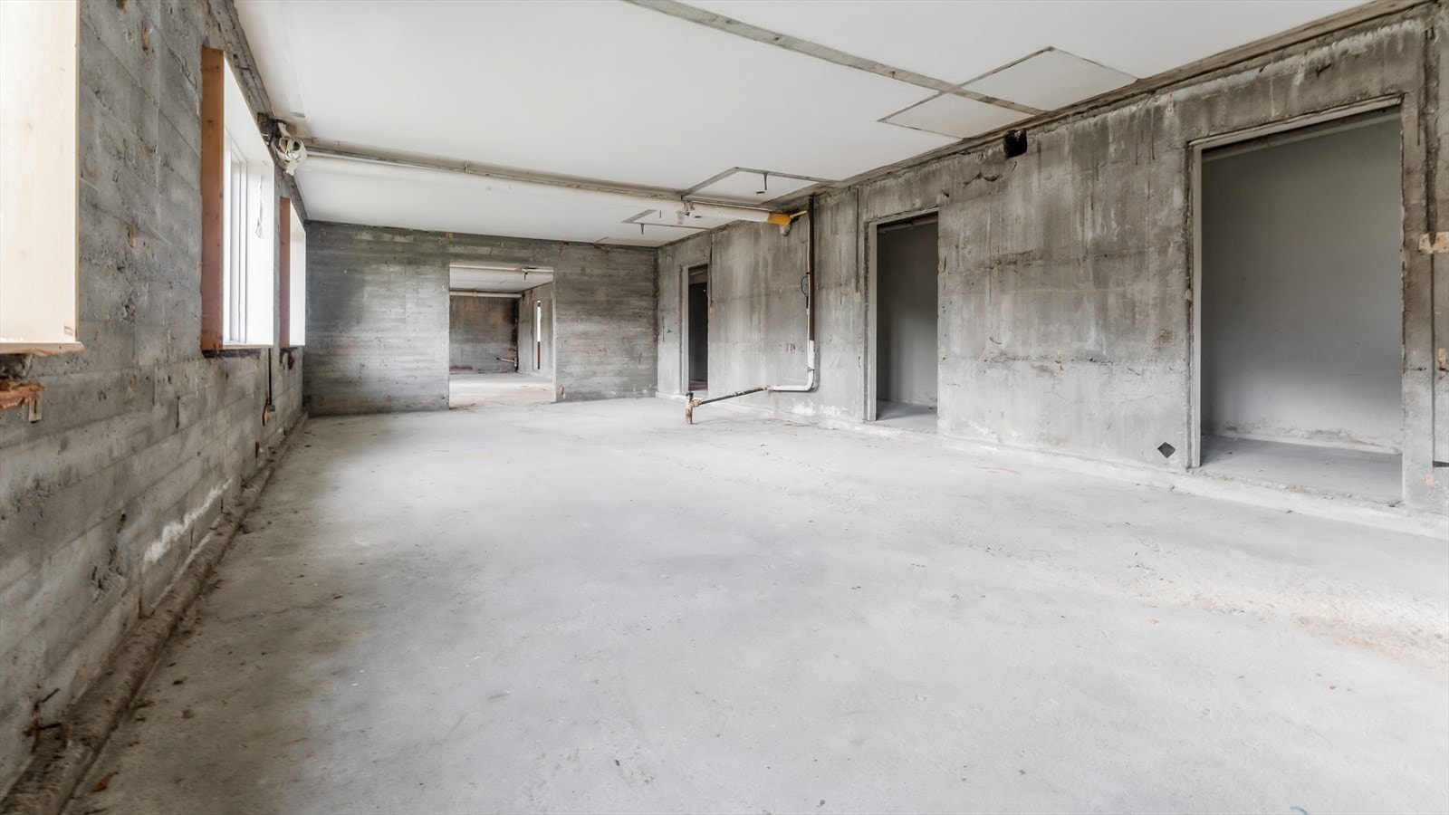 044_.jpg Galleribilde