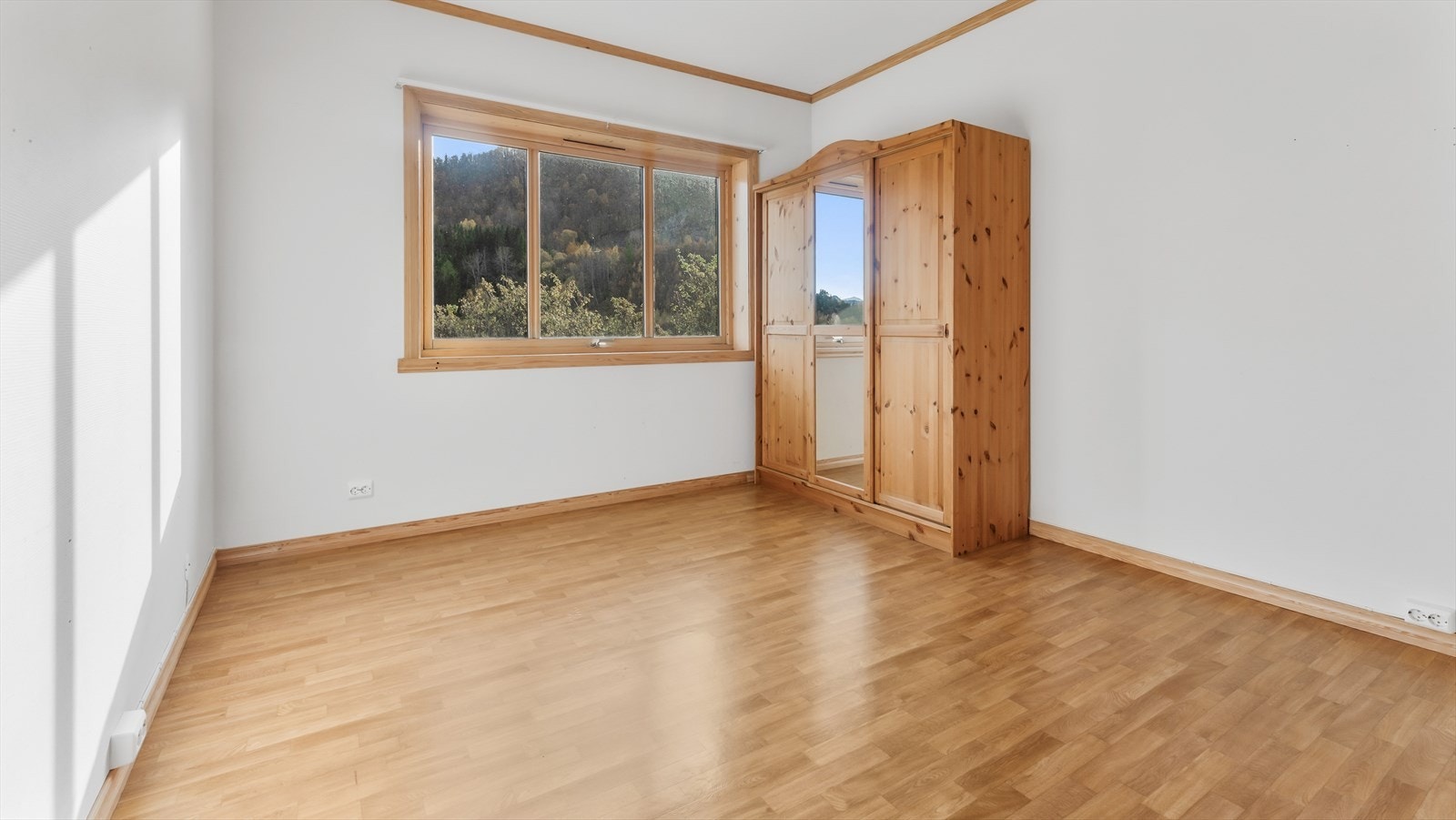 037_.jpg Galleribilde