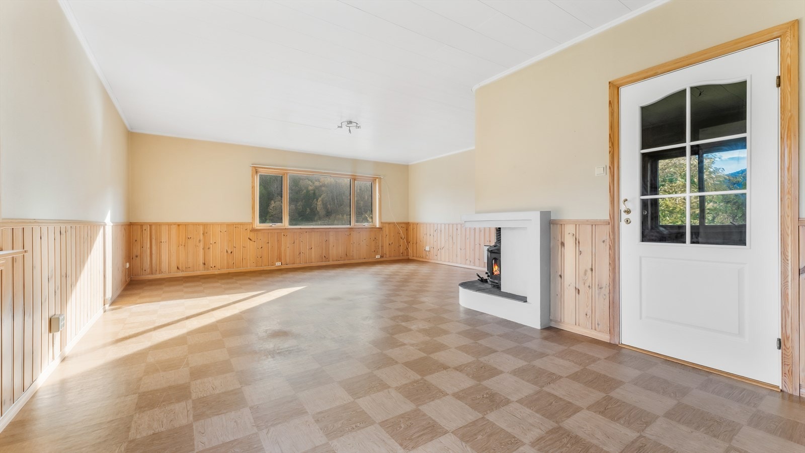 017_.jpg Galleribilde