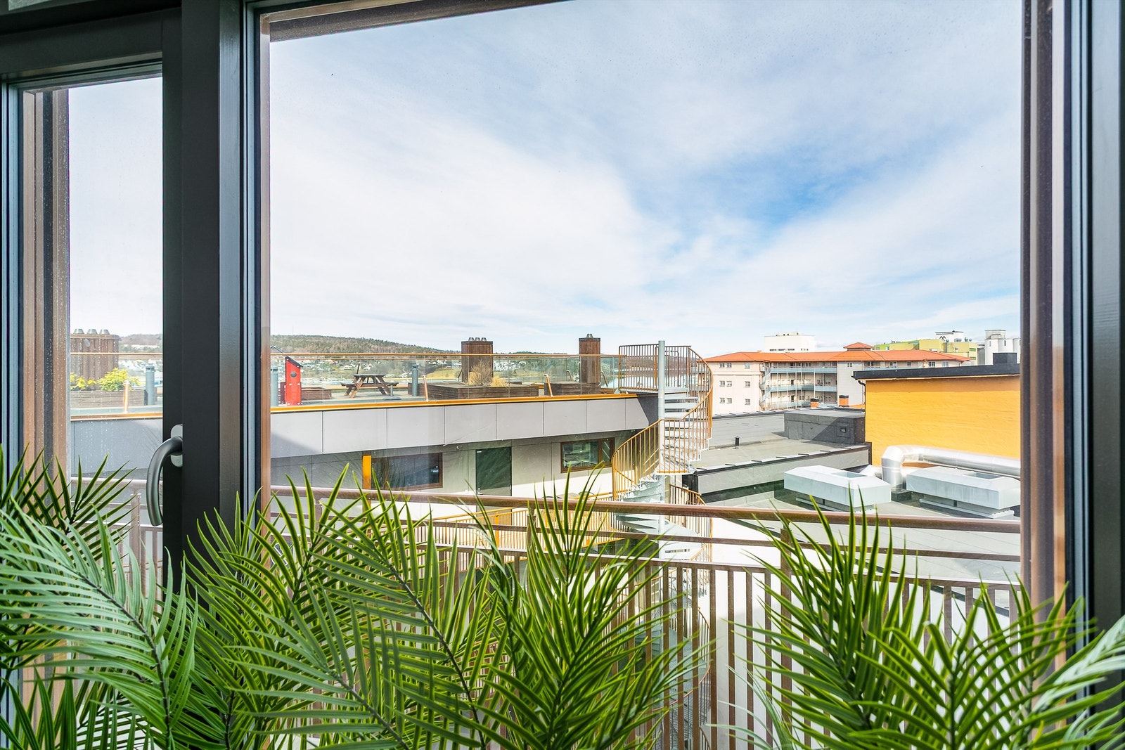 Også i hovedsoverommet sees flott utsyn over Mossesundet til Jeløy. Galleribilde