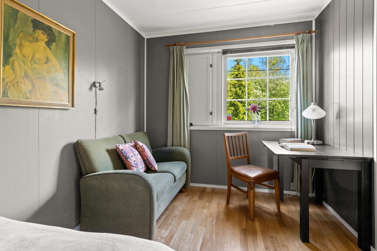 Soverom i 1. etasje. Godt egnet til barnerom eller kontor. Galleribilde