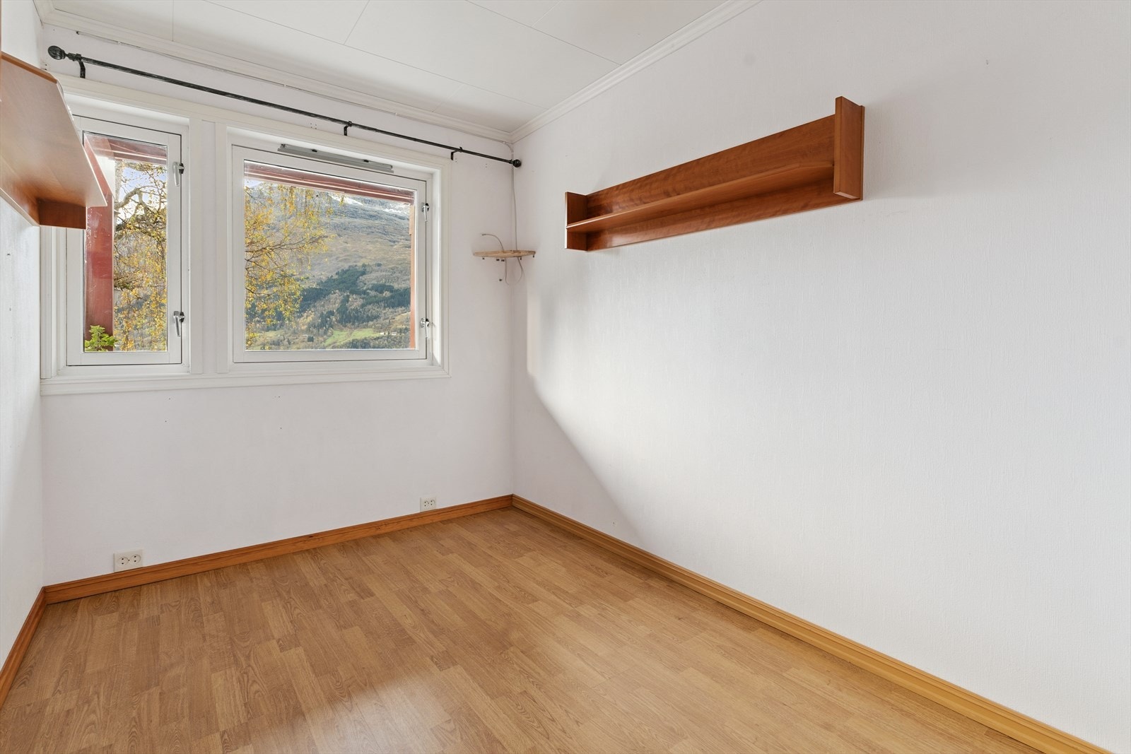 Soverom II, i underetasje Galleribilde