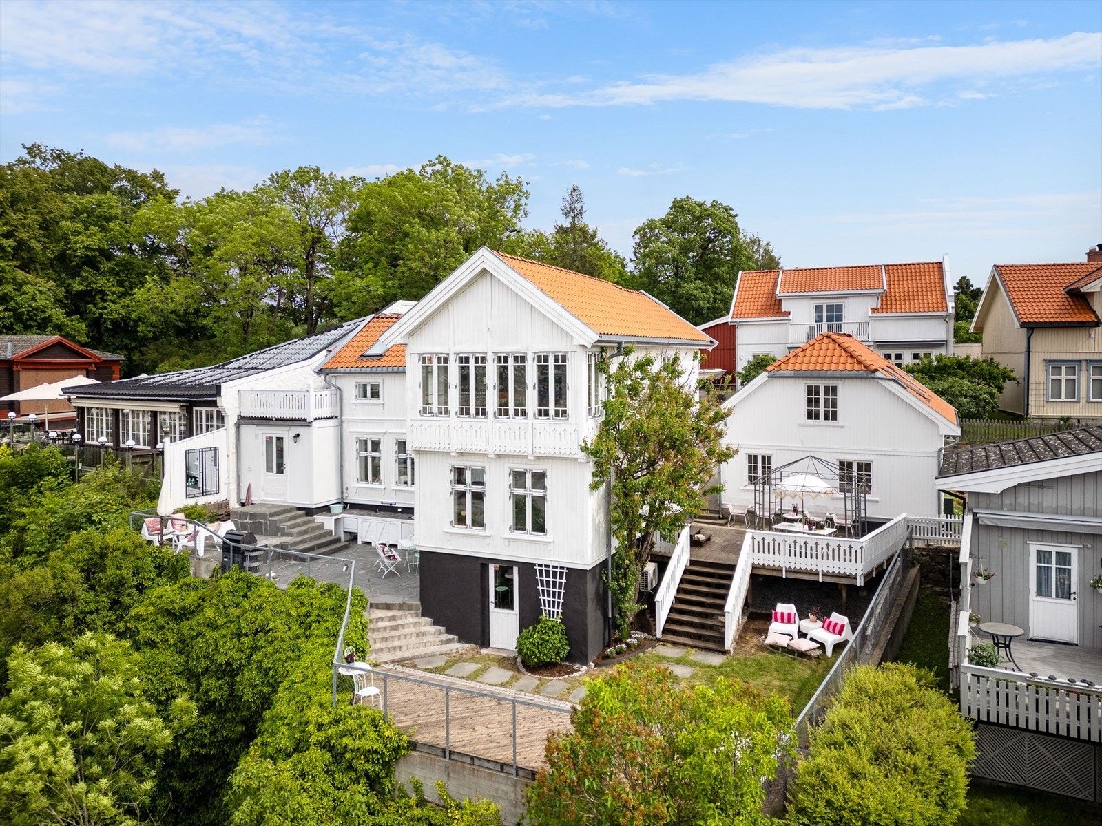 I kjeller er det bod med god lagrinsplass. Galleribilde