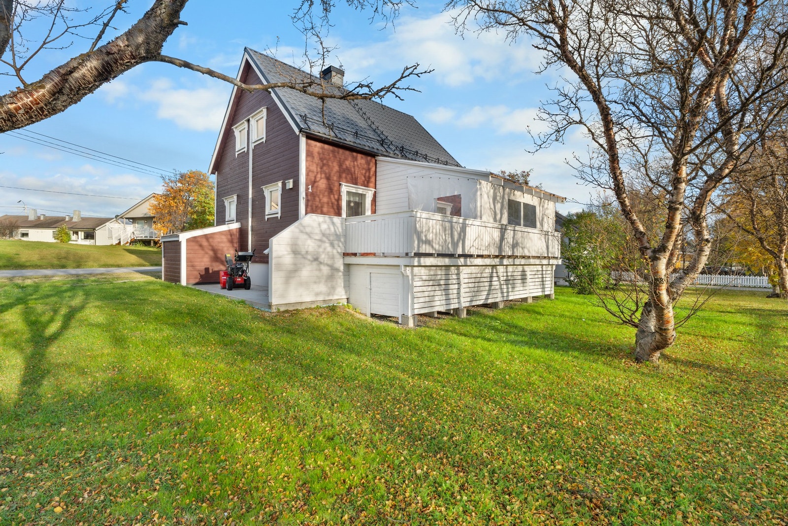 EiendomsMegler1 presenterer Idrettsvegen 1! Foto: Thomassen Friluft Galleribilde