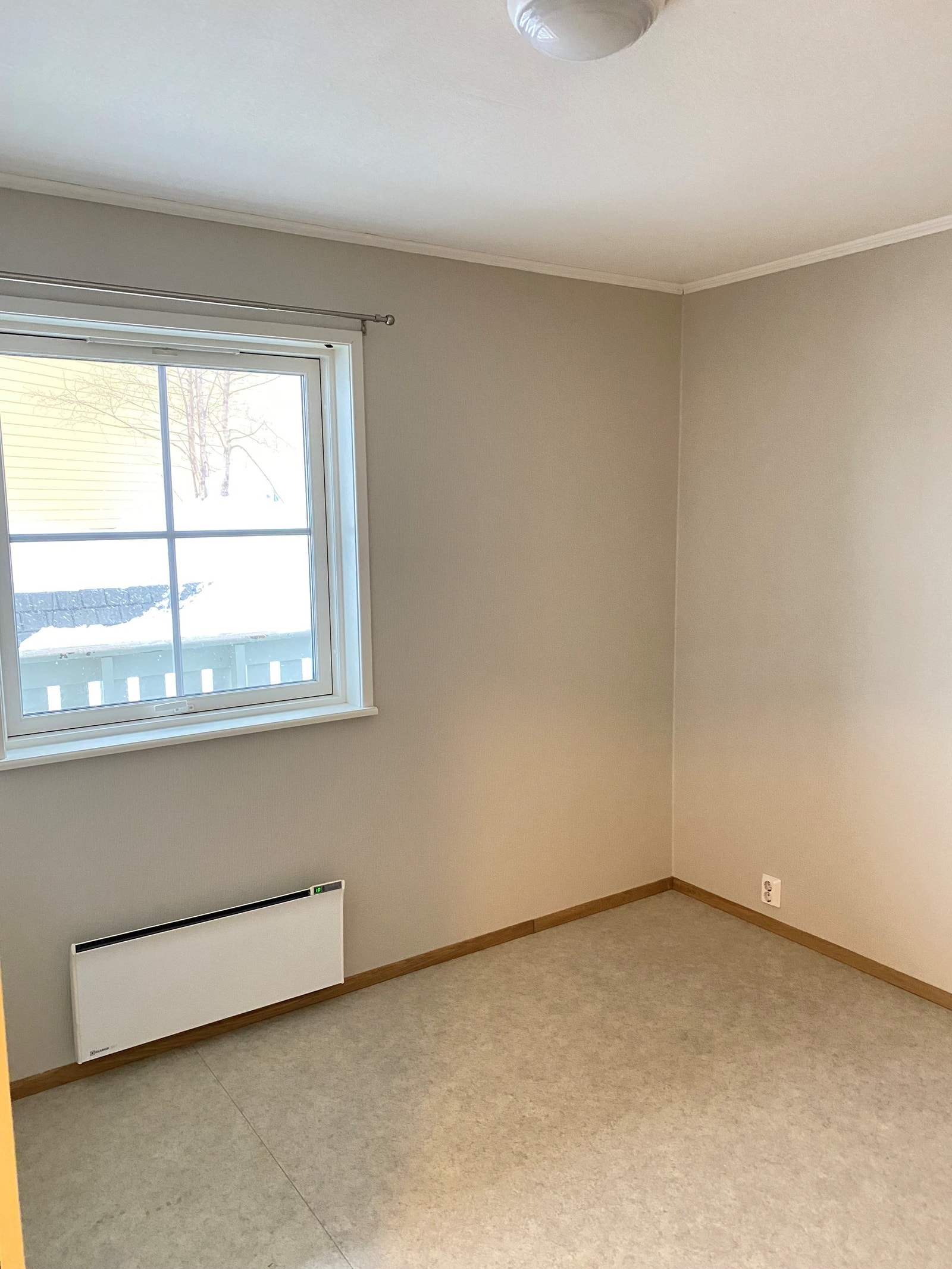 Bilder fra tilsvarende leilighet. Fargen på veggene kan variere fra leilighet til leilighet. Galleribilde