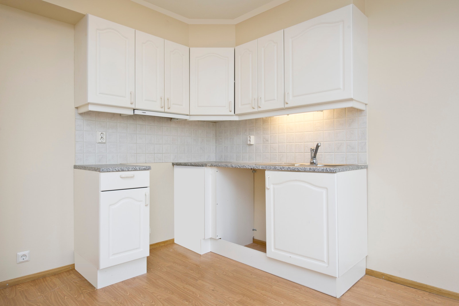 Bilder fra tilsvarende leilighet. Fargen på veggene kan variere fra leilighet til leilighet. Galleribilde