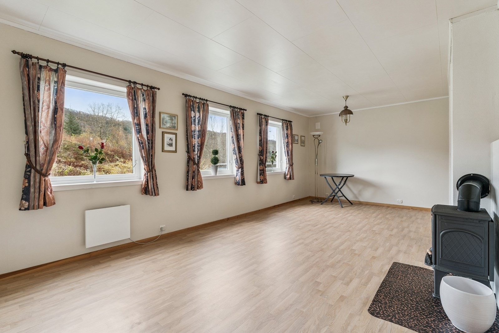 Kjellerstue Galleribilde