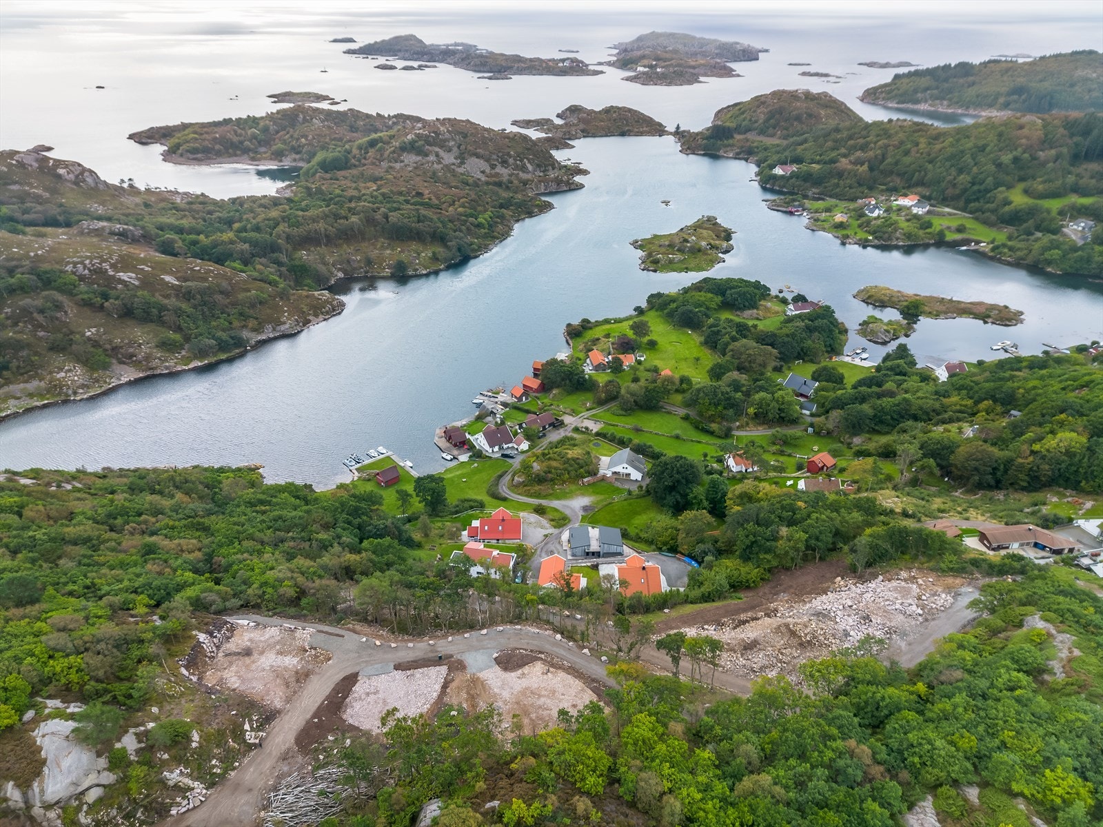 Alle tomtene har flott utsikt og gode solforhold. Galleribilde