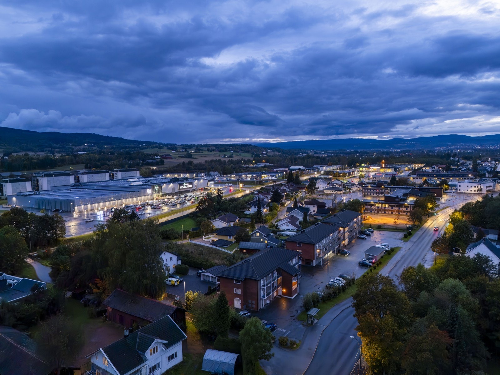 DJI_20250929194928_0260_D-HDR-Enhanced-NR kopi Galleribilde