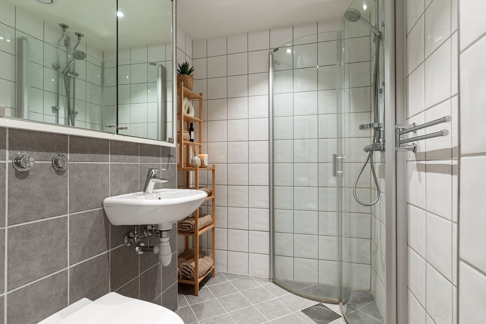 Flislagt bad oppusset i regi av borettslaget i 2009 Galleribilde