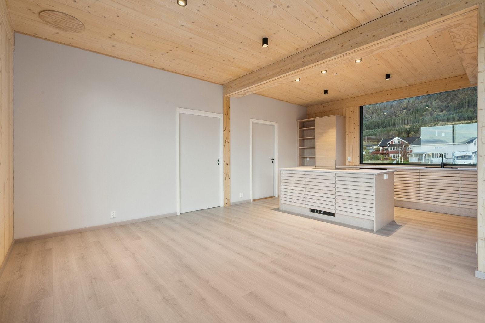 Åpen kjøkken/stue løsning Galleribilde