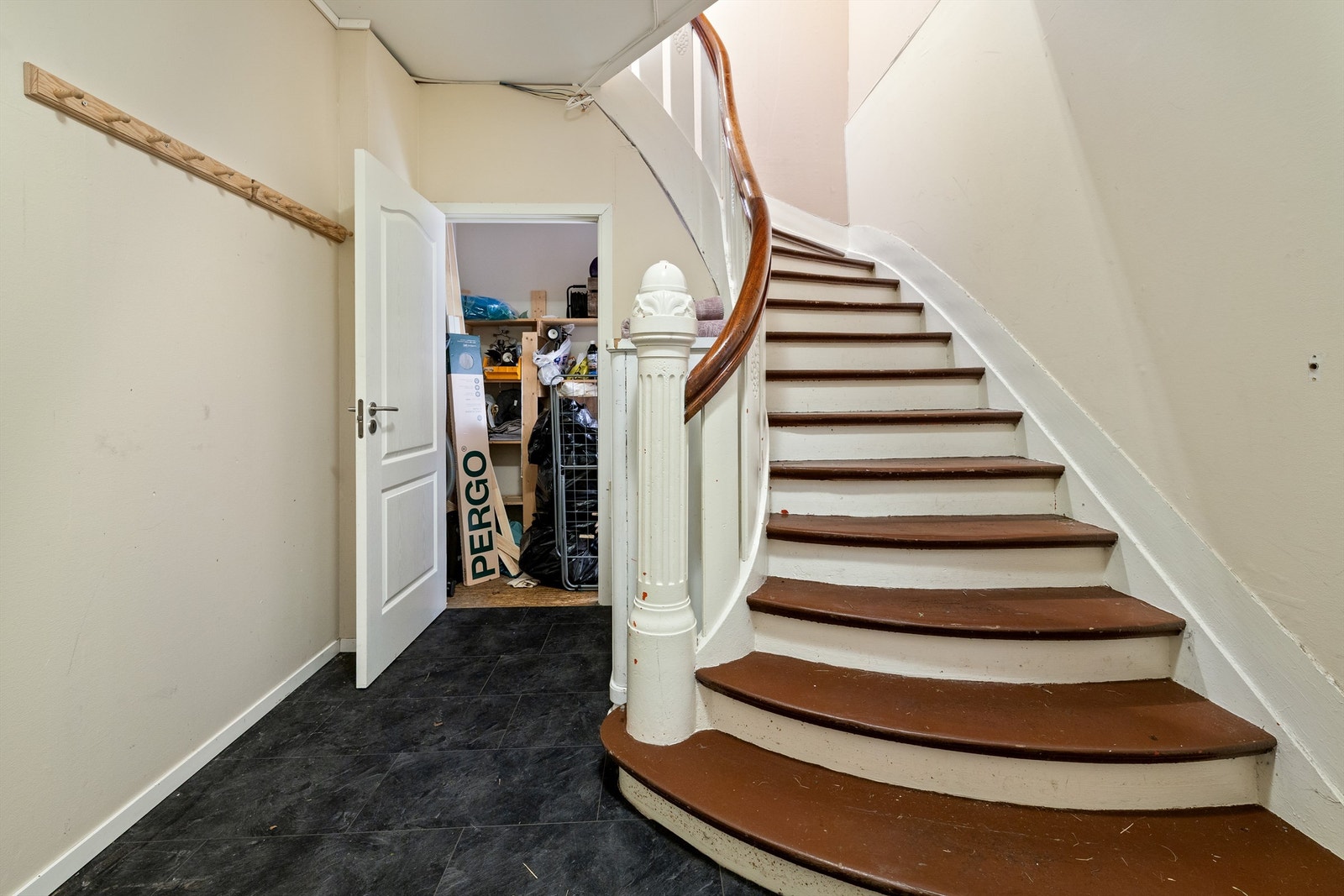 Felles trappegang Galleribilde