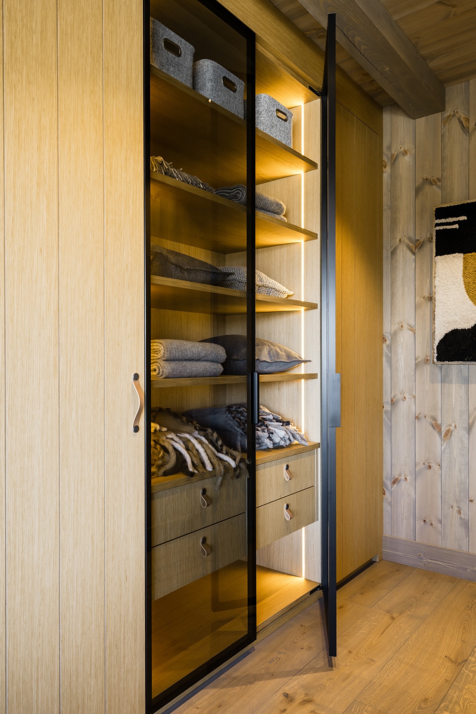 Hyttens detaljer fanger blikket. Galleribilde