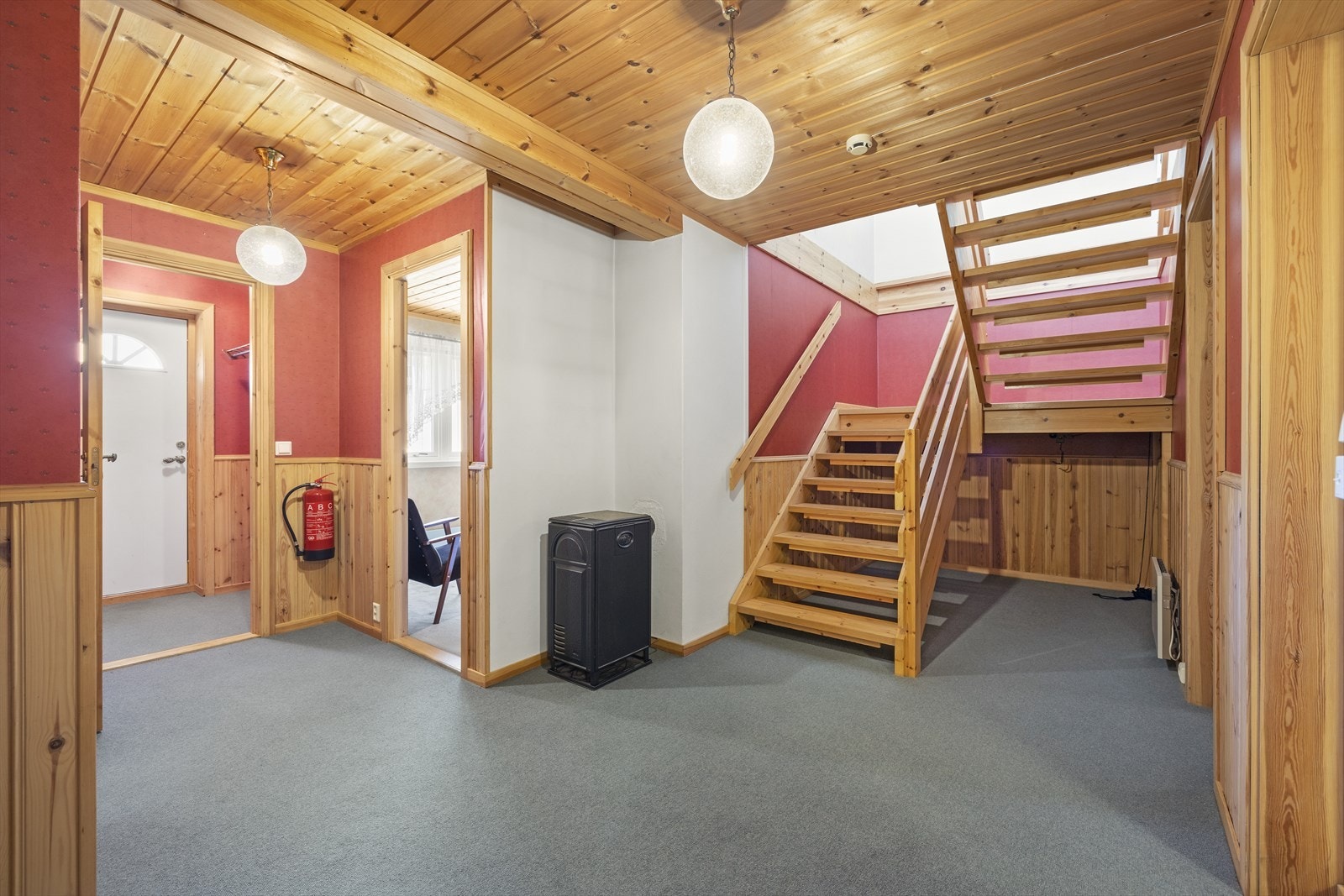 U. etg. med egen inngang Galleribilde