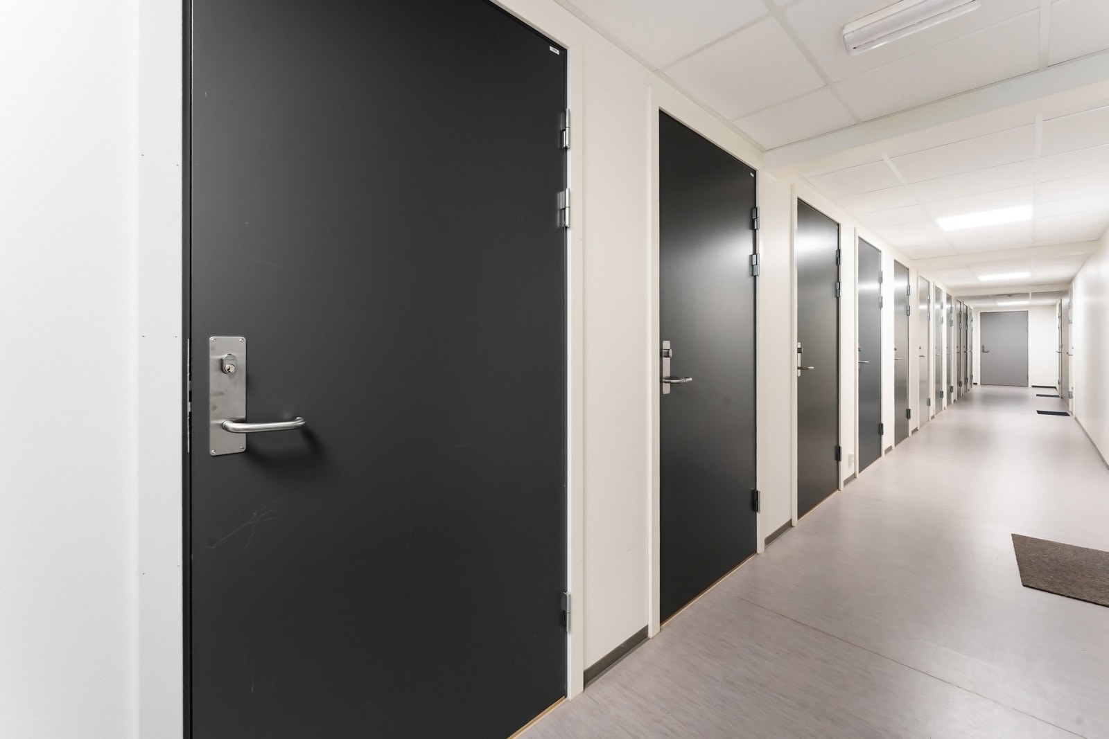Det medfølger en romslig bod på 5 kvm i kjeller Galleribilde