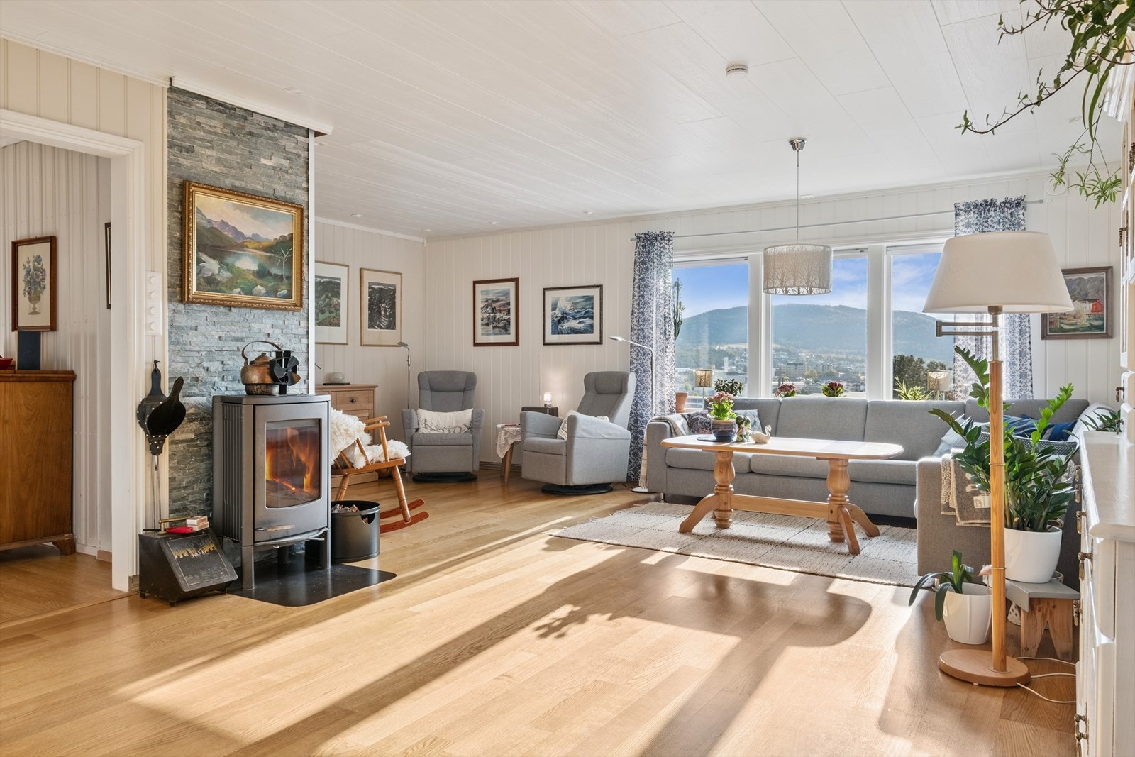 Her vil man ha god plass til både sofakrok og godstoler Galleribilde